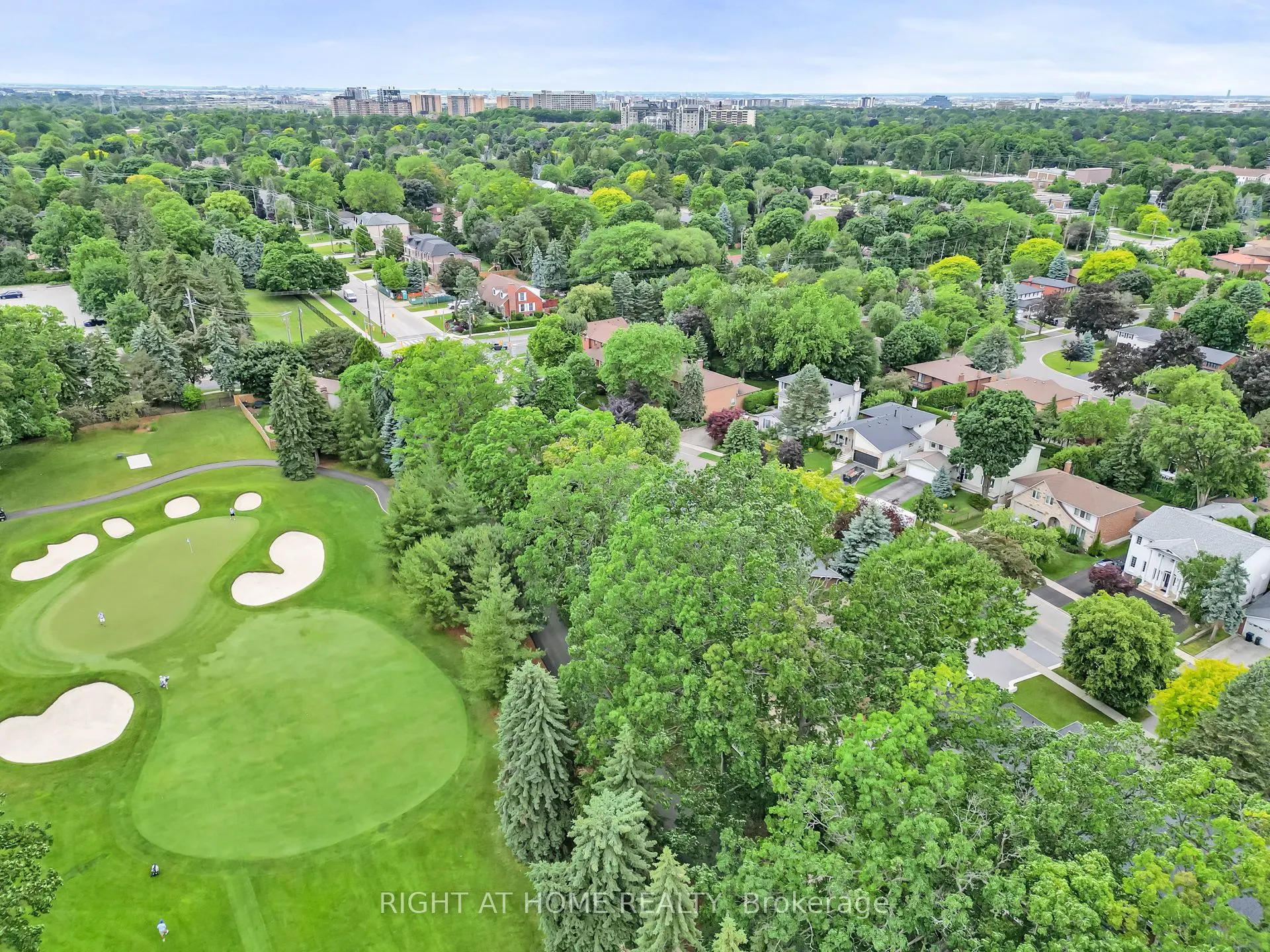 5 Poplar Heights Drive
