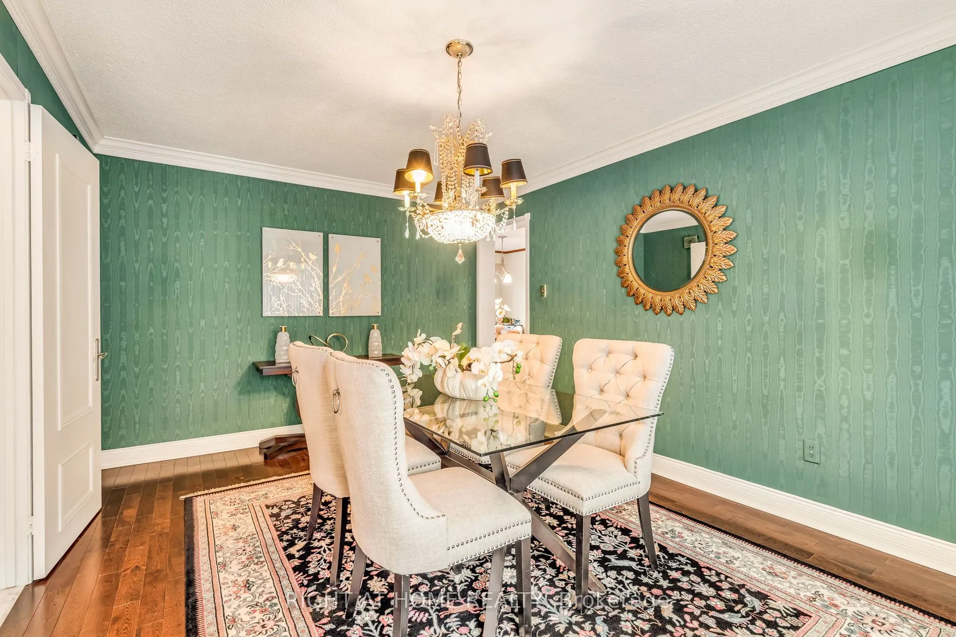 5 Poplar Heights Drive