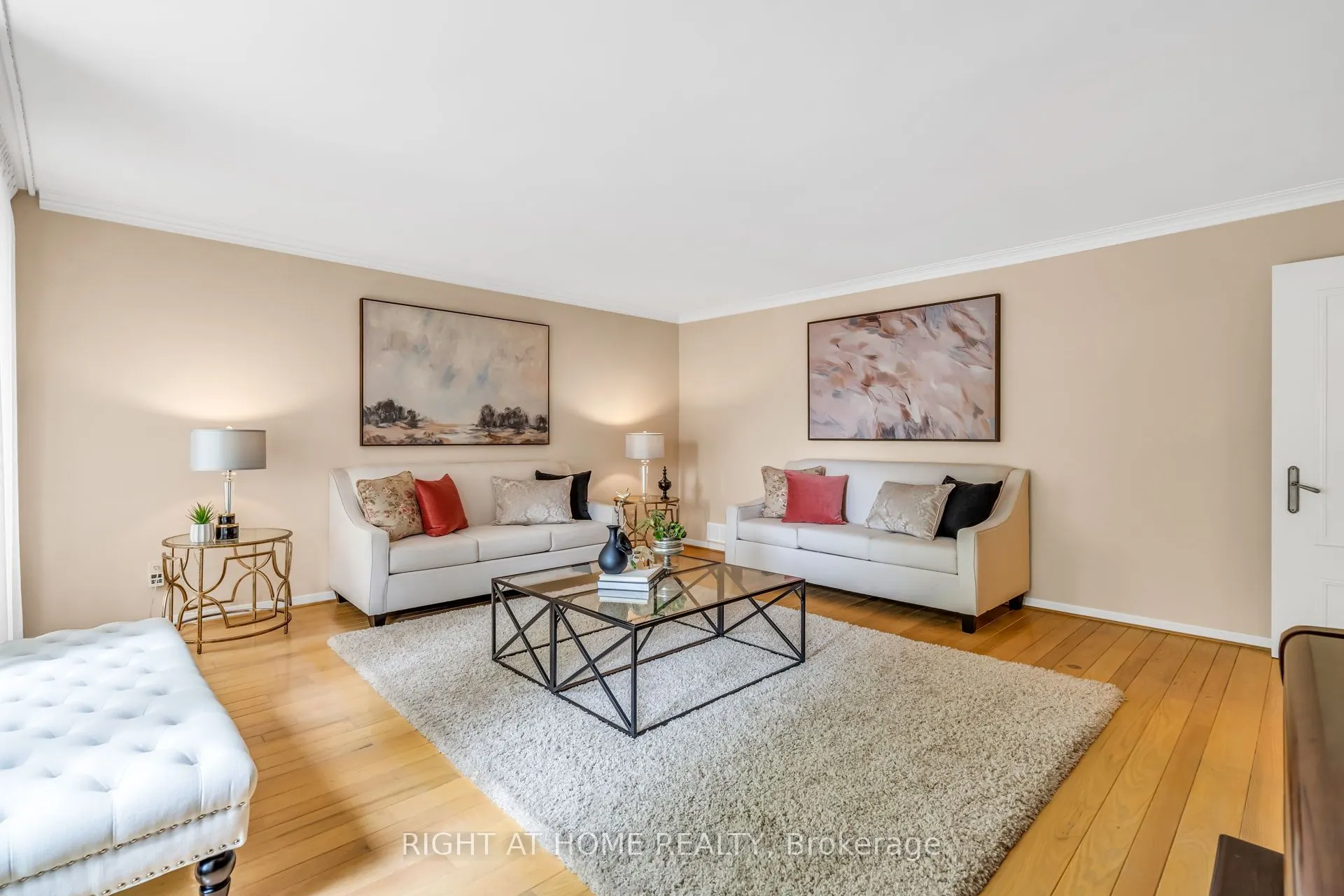 5 Poplar Heights Drive
