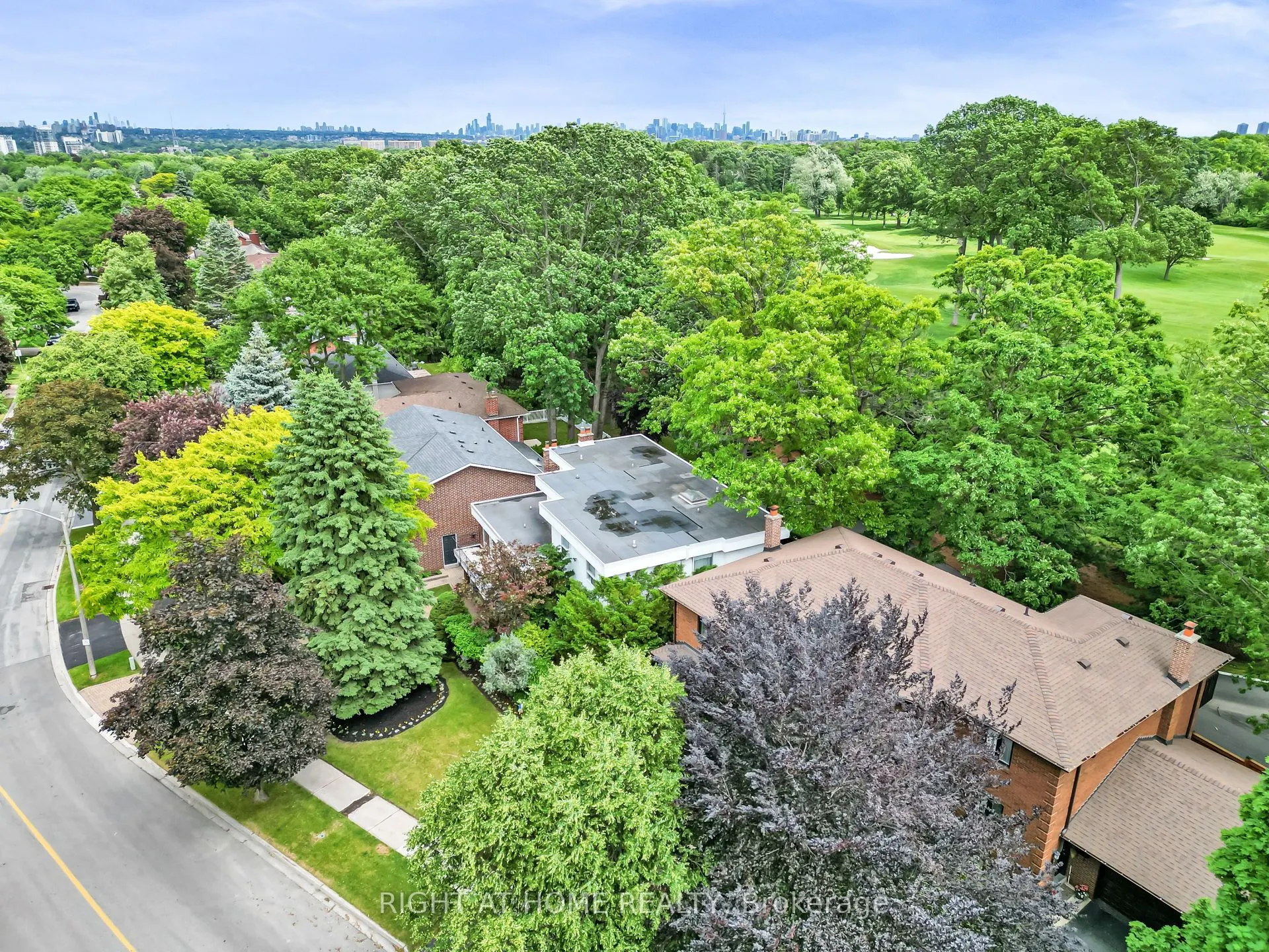 5 Poplar Heights Drive
