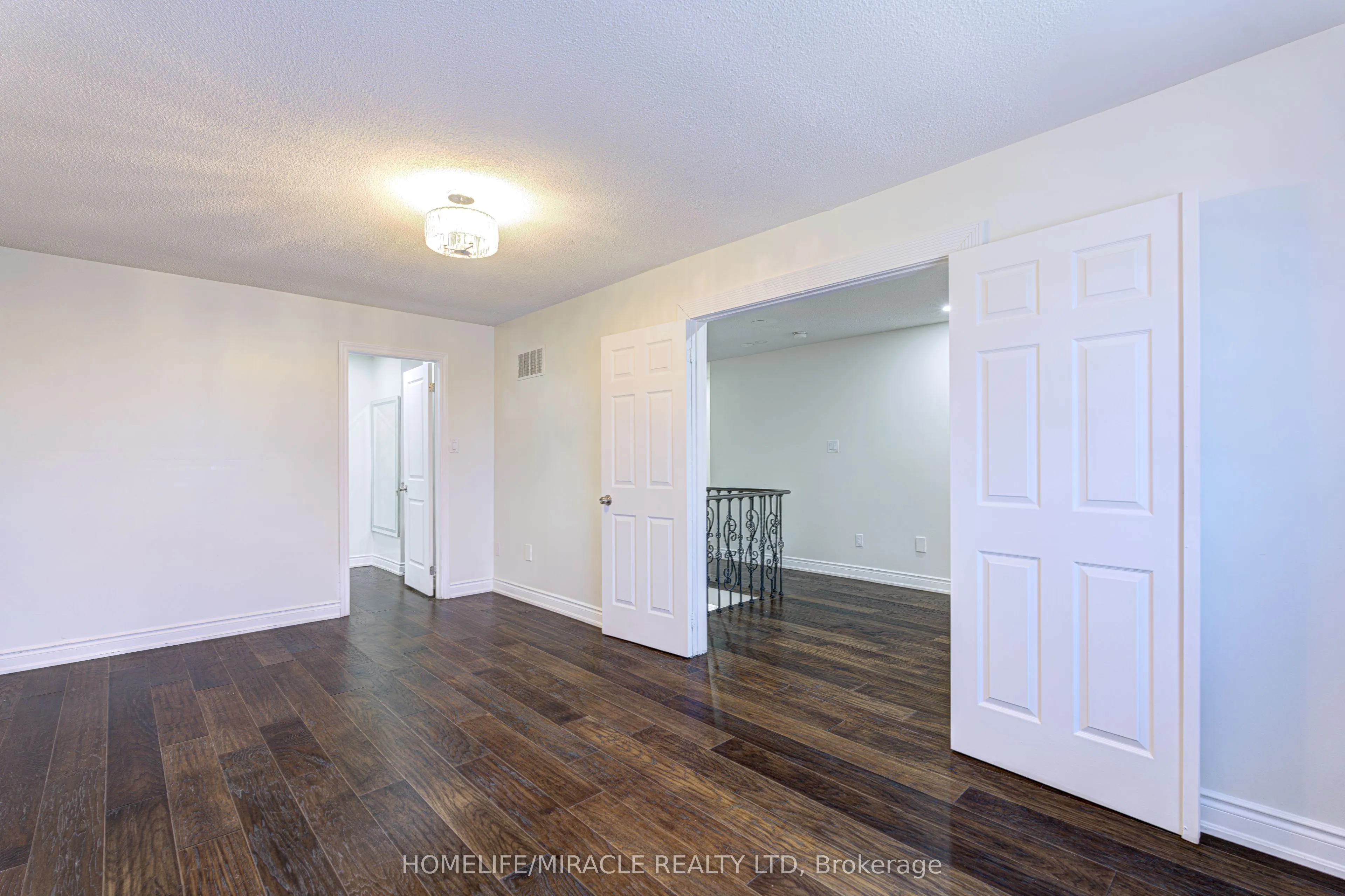 55 Castlehill Road