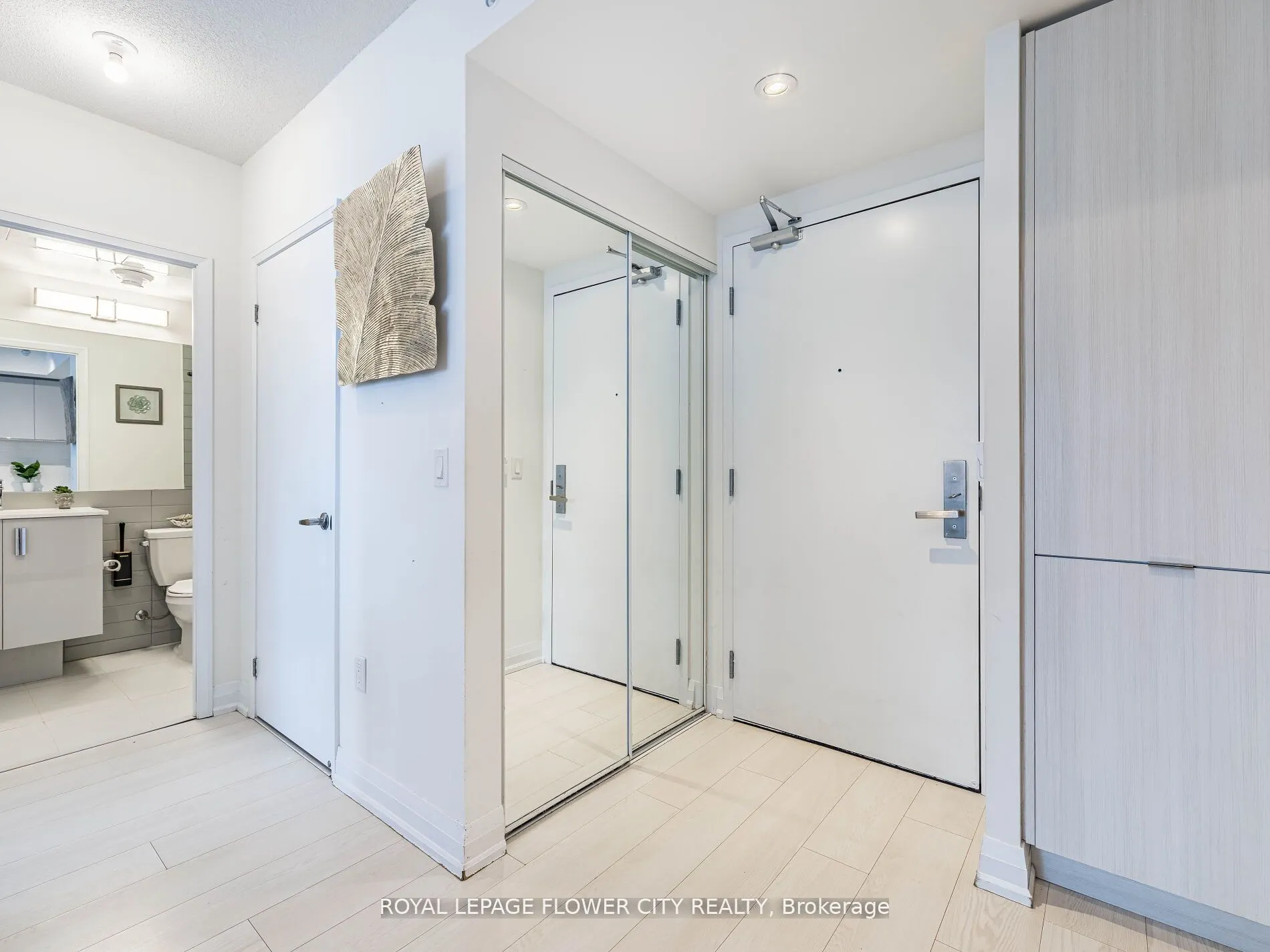 30 Gibbs Road, #2804