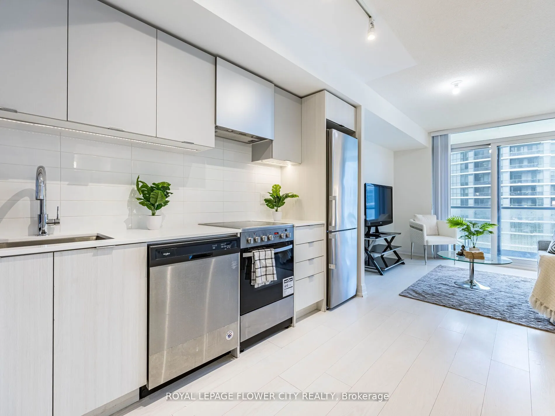 30 Gibbs Road, #2804