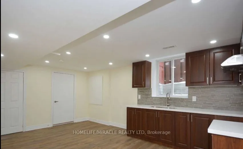 833 Mays Crescent, #Bsmt