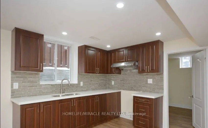 833 Mays Crescent, #Bsmt