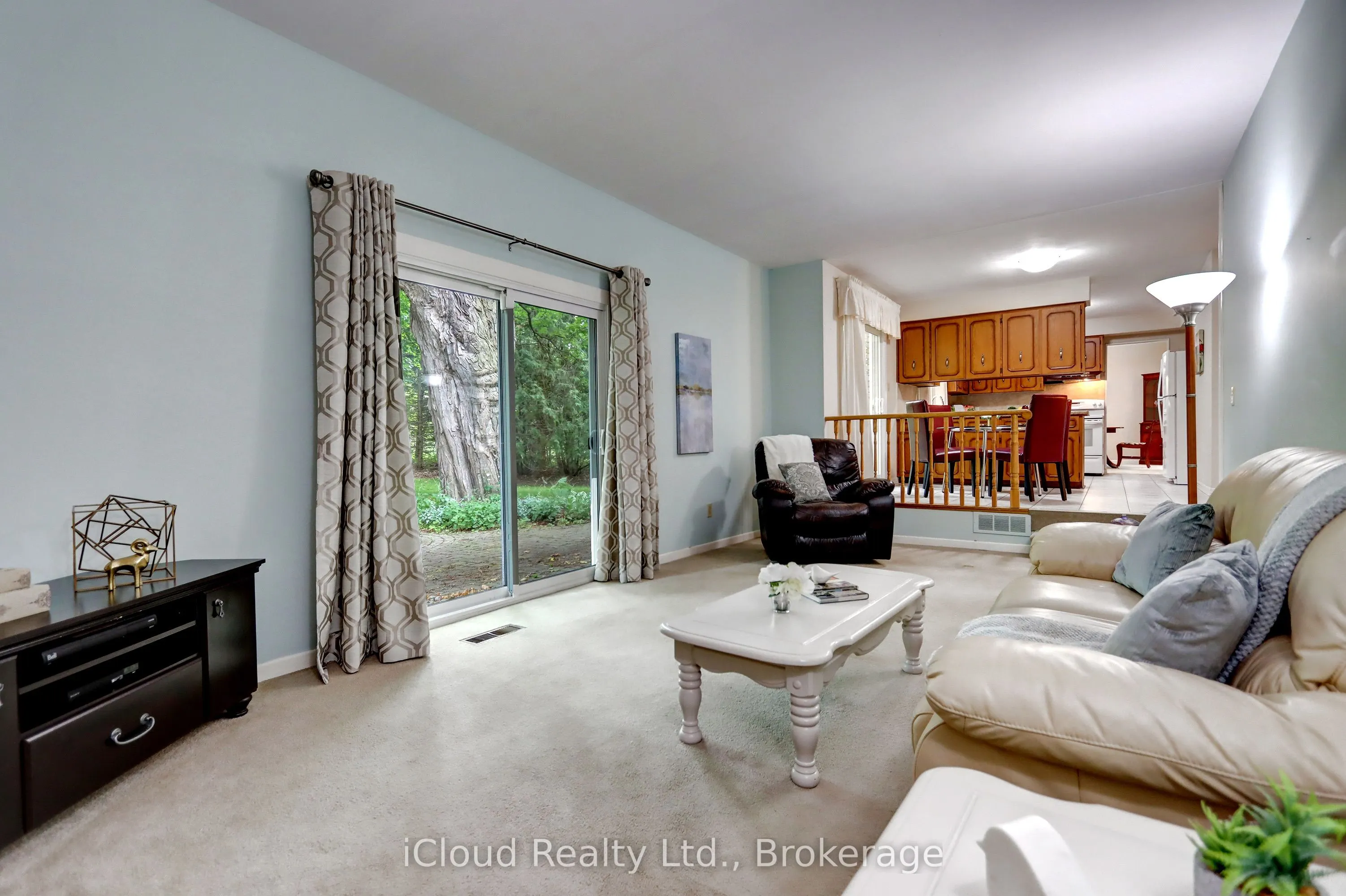 12826 Silvercreek Drive