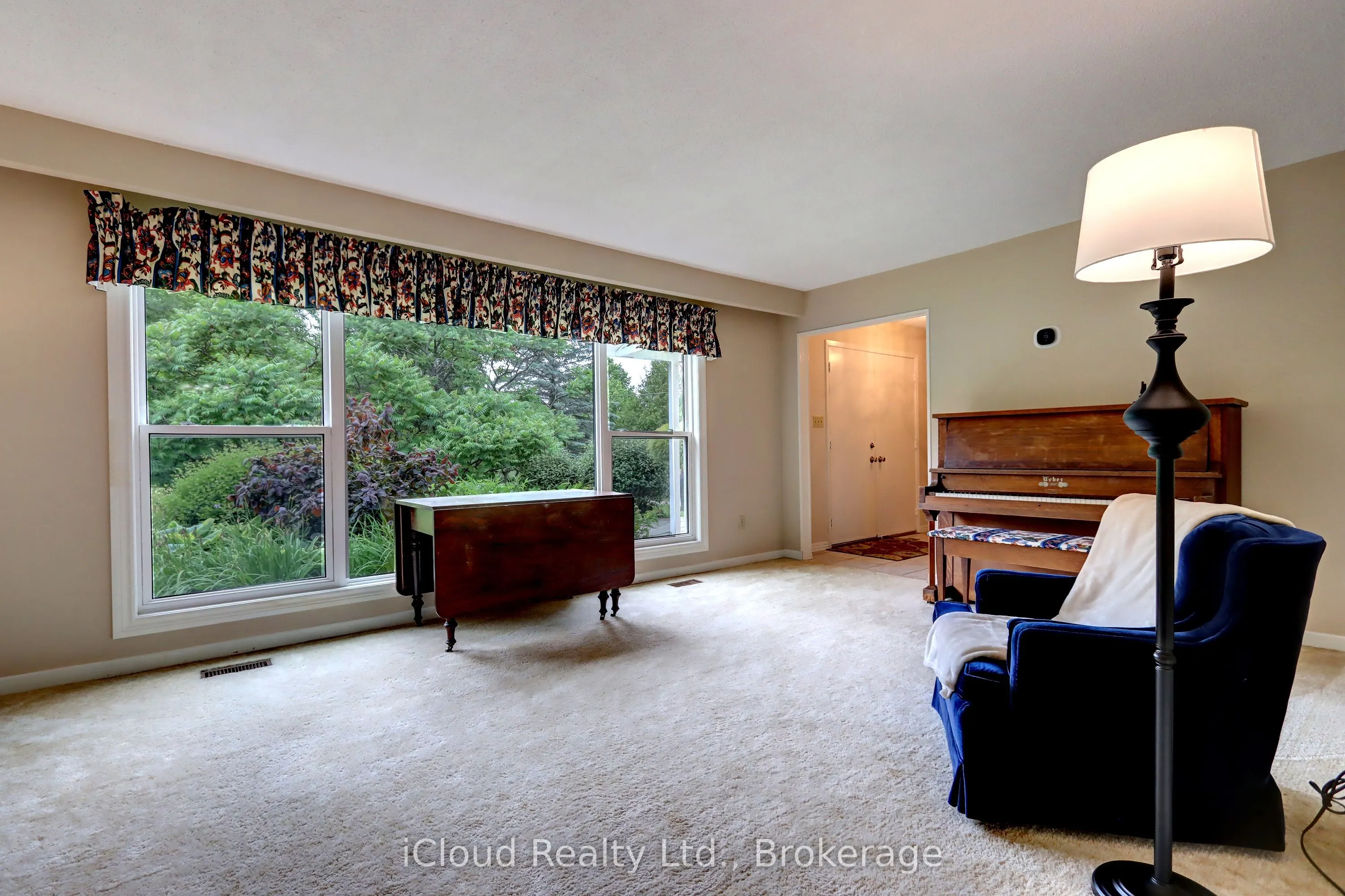 12826 Silvercreek Drive