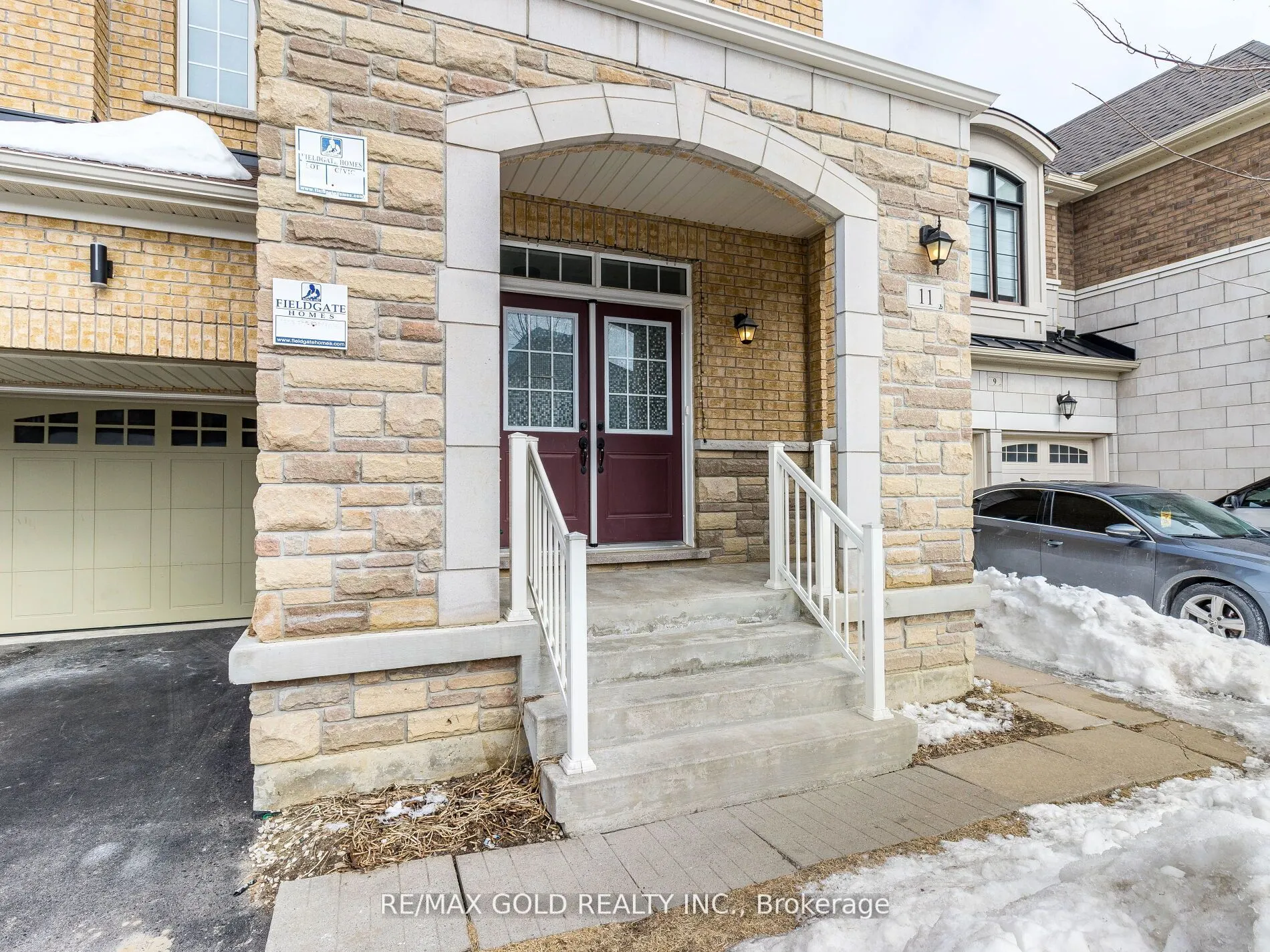 11 Clunburry Road