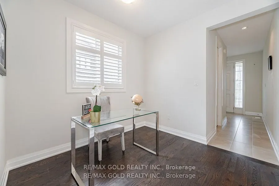 209 Castle Oaks Crossing