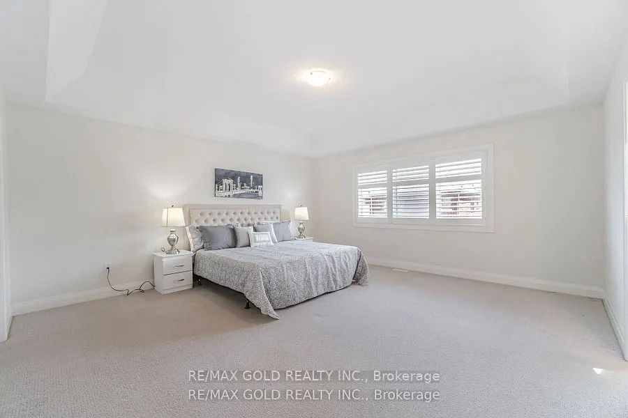 209 Castle Oaks Crossing