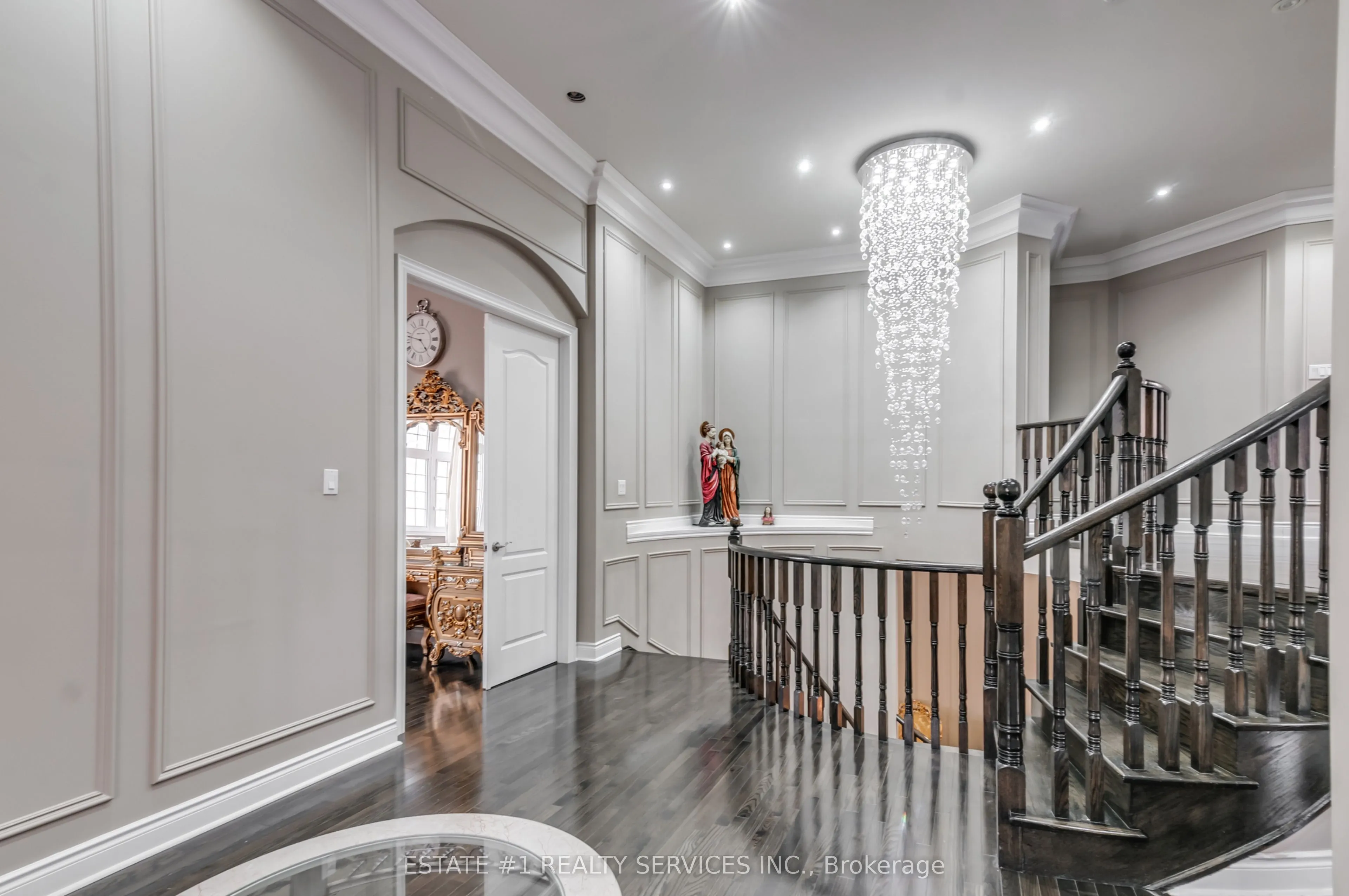 4 Agincourt Circle