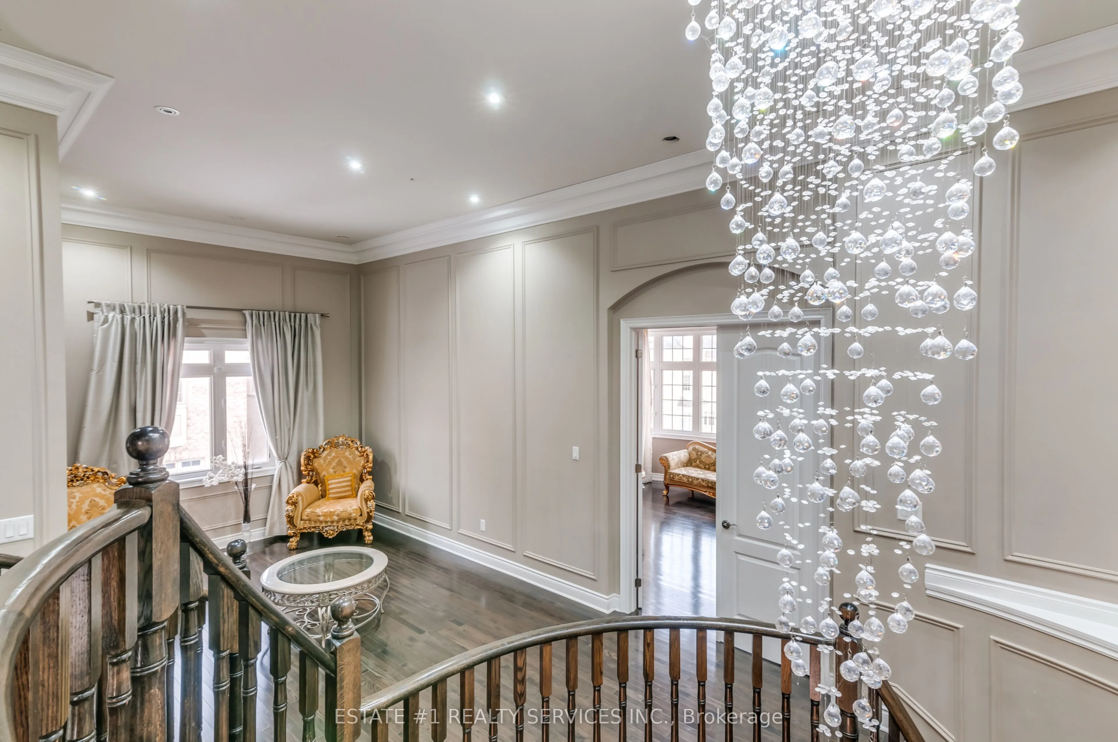 4 Agincourt Circle