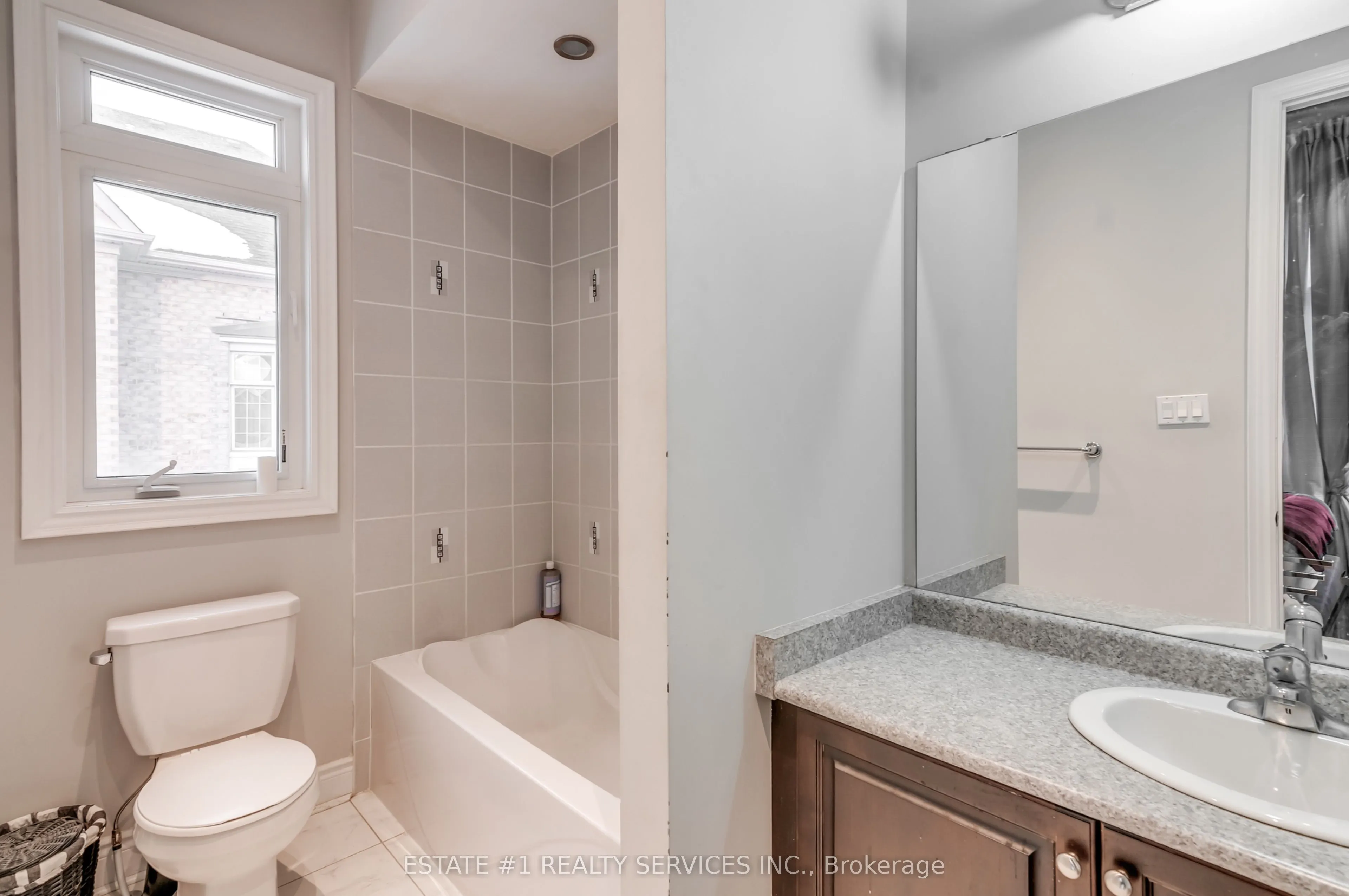 4 Agincourt Circle