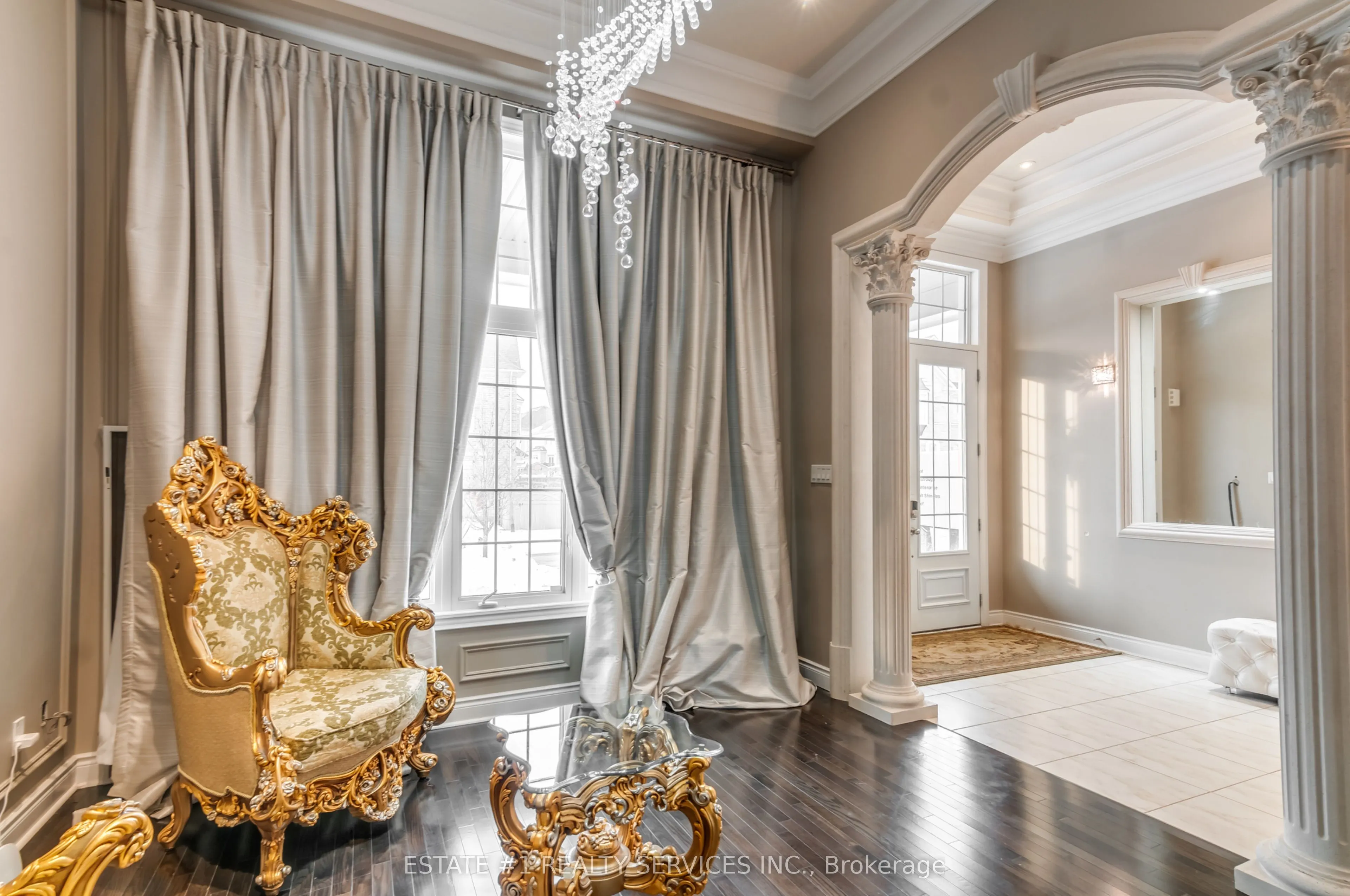 4 Agincourt Circle