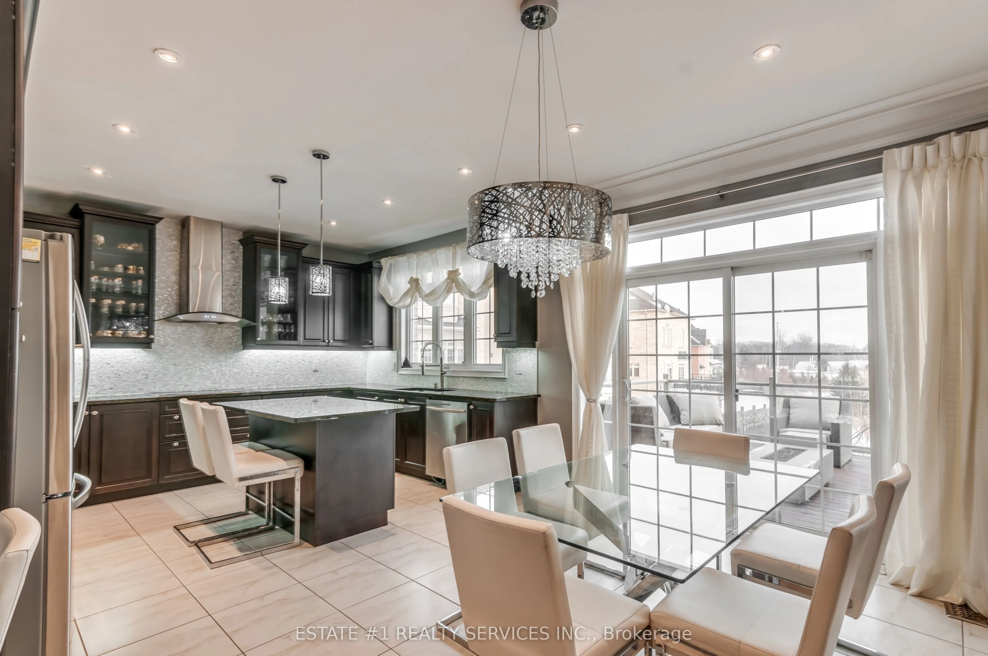 4 Agincourt Circle