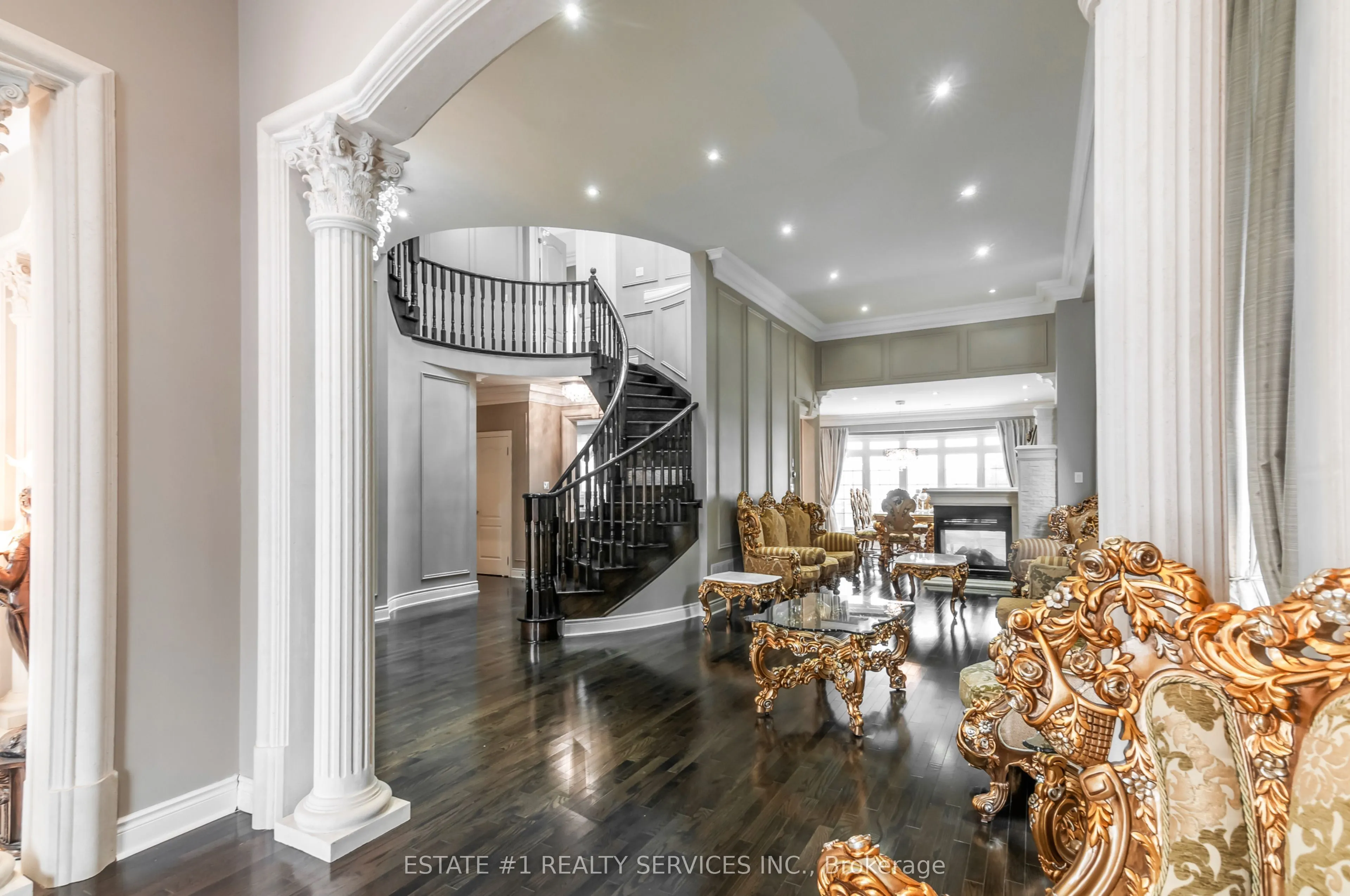 4 Agincourt Circle