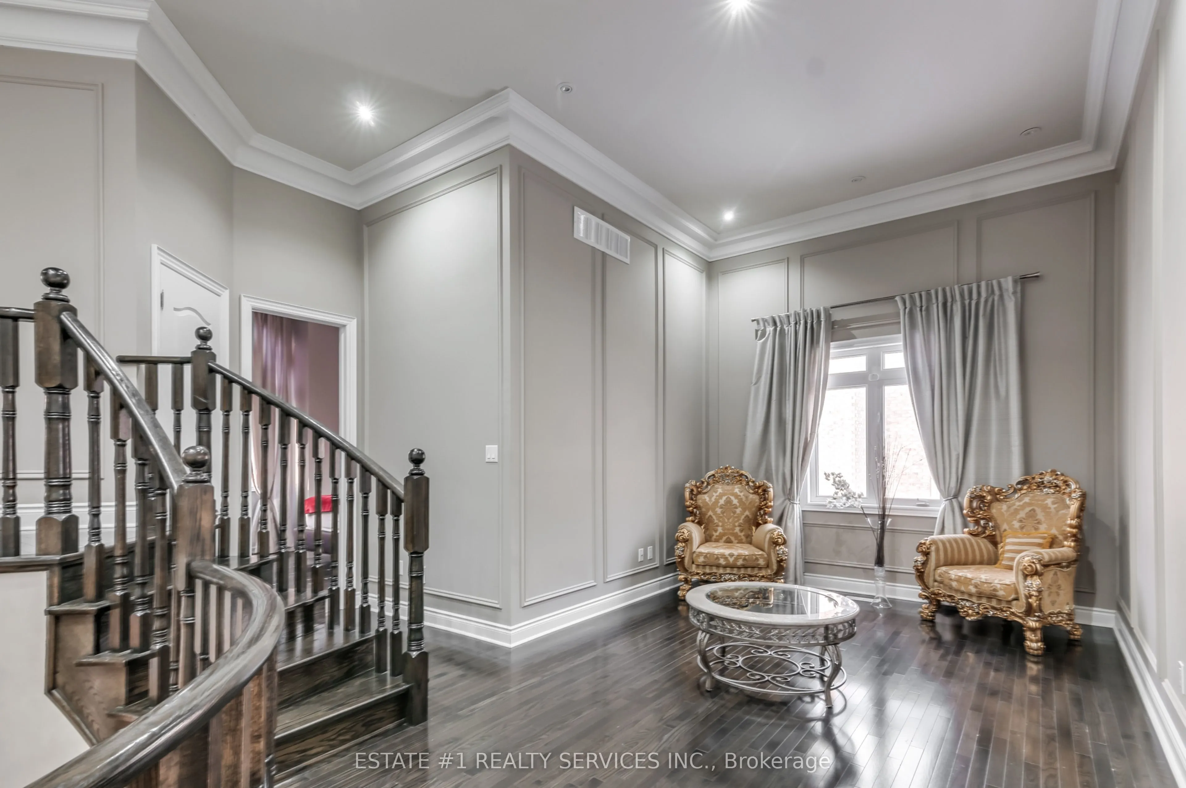 4 Agincourt Circle