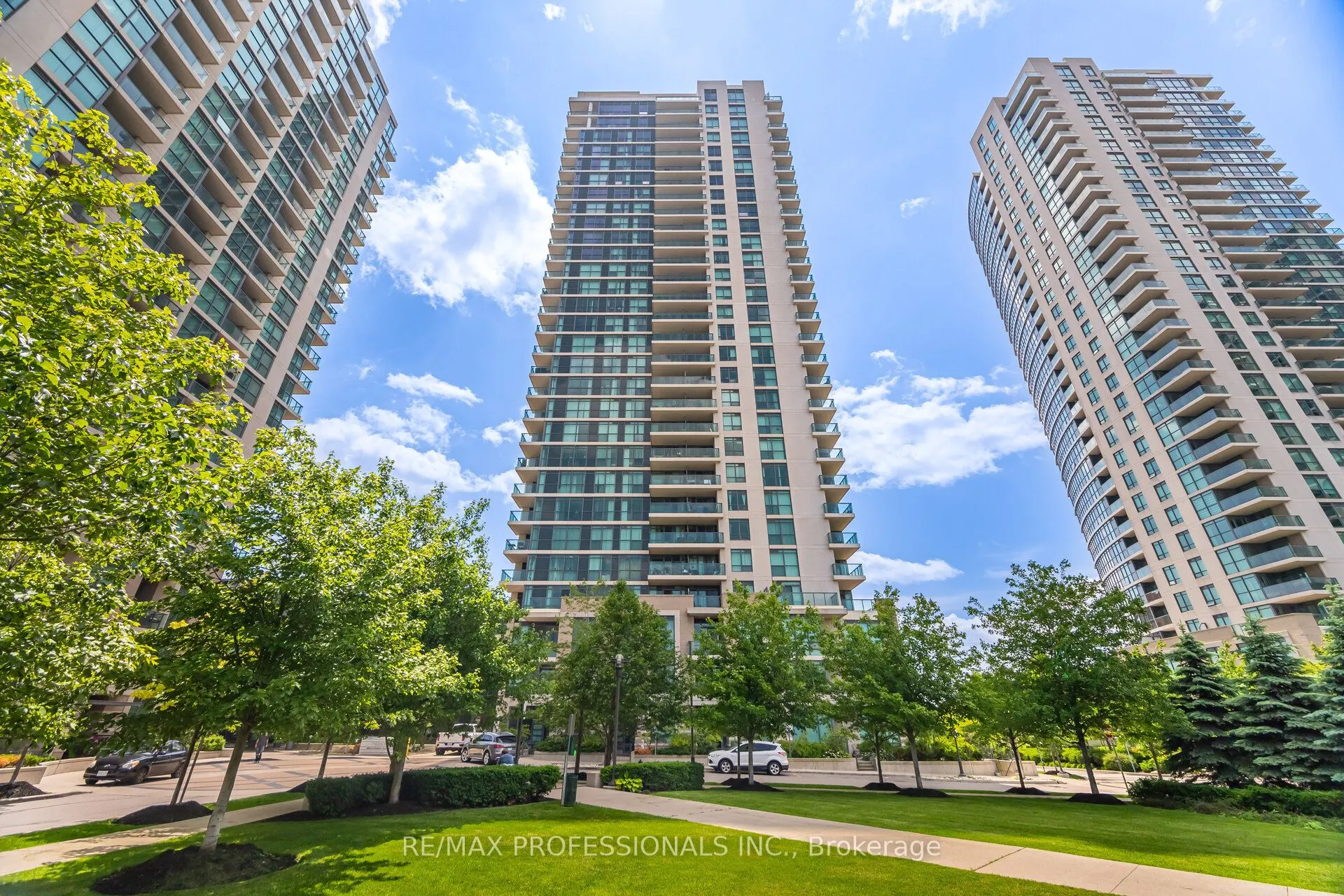 215 Sherway Gardens Road, #1901
