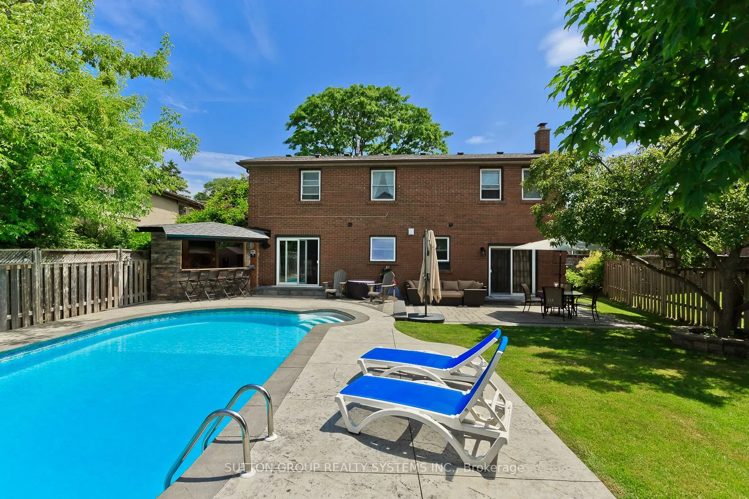 6686 Barrisdale Drive