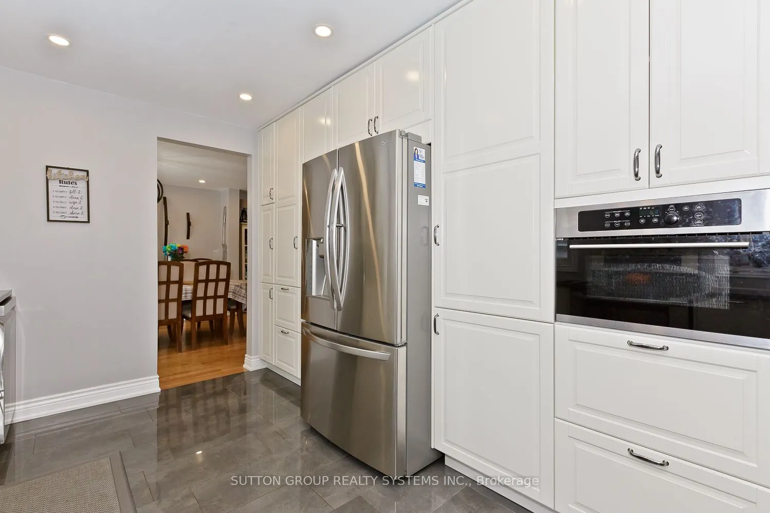 6686 Barrisdale Drive