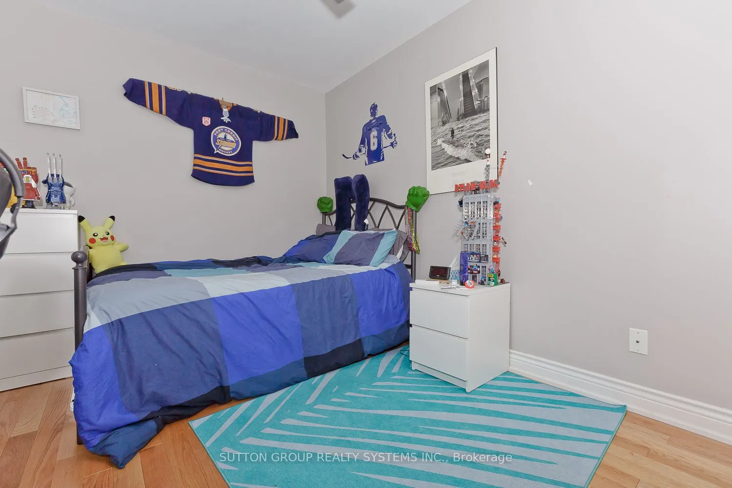 6686 Barrisdale Drive
