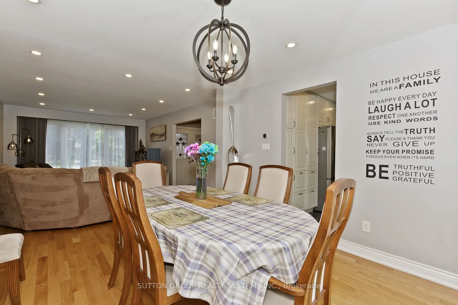6686 Barrisdale Drive