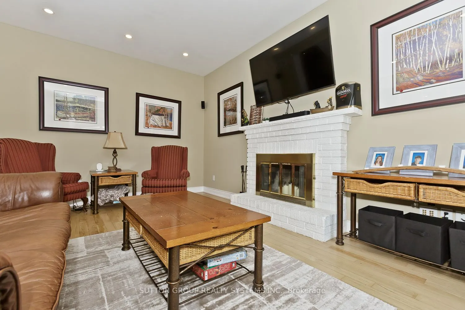 6686 Barrisdale Drive