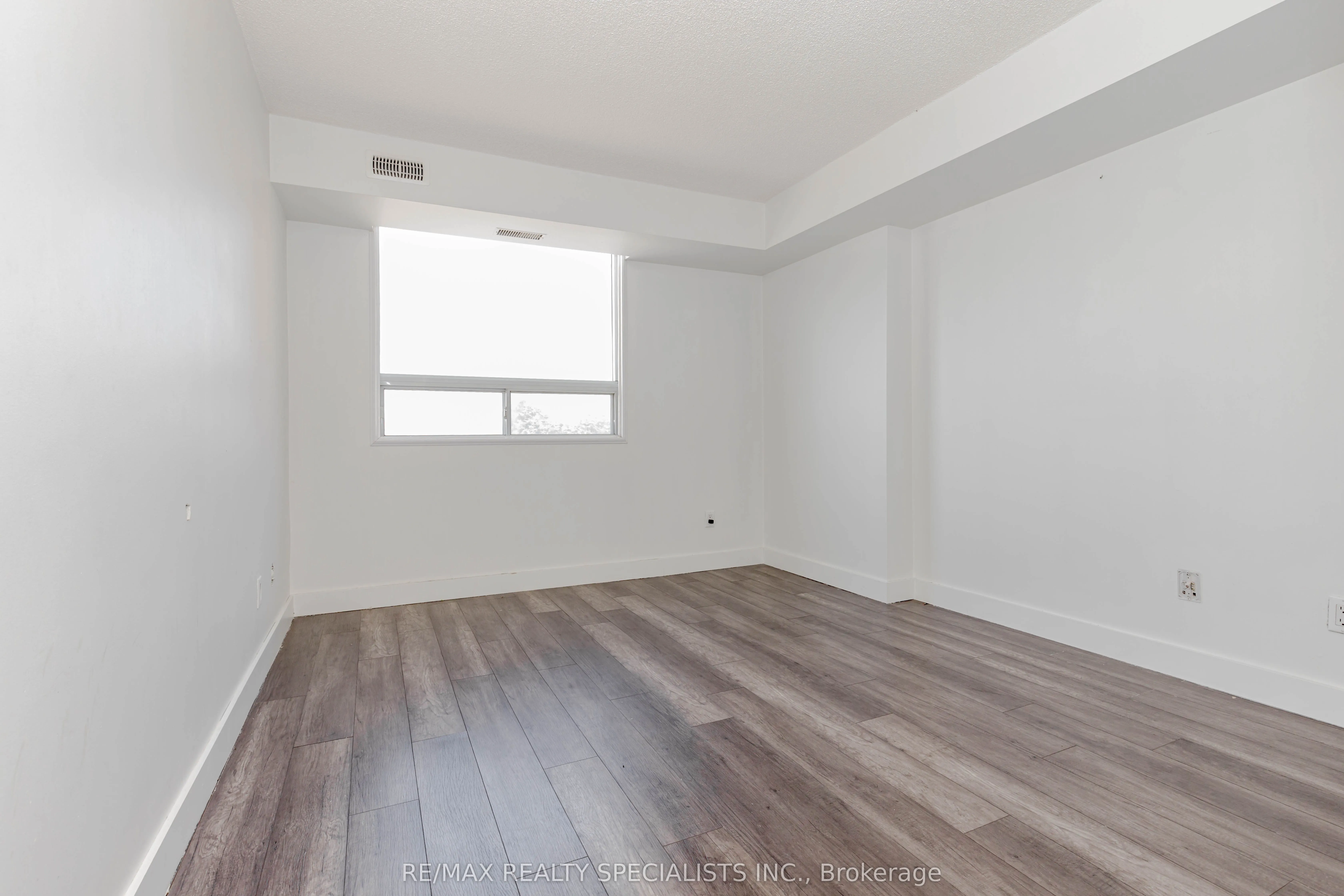 32 Tannery Street, #401