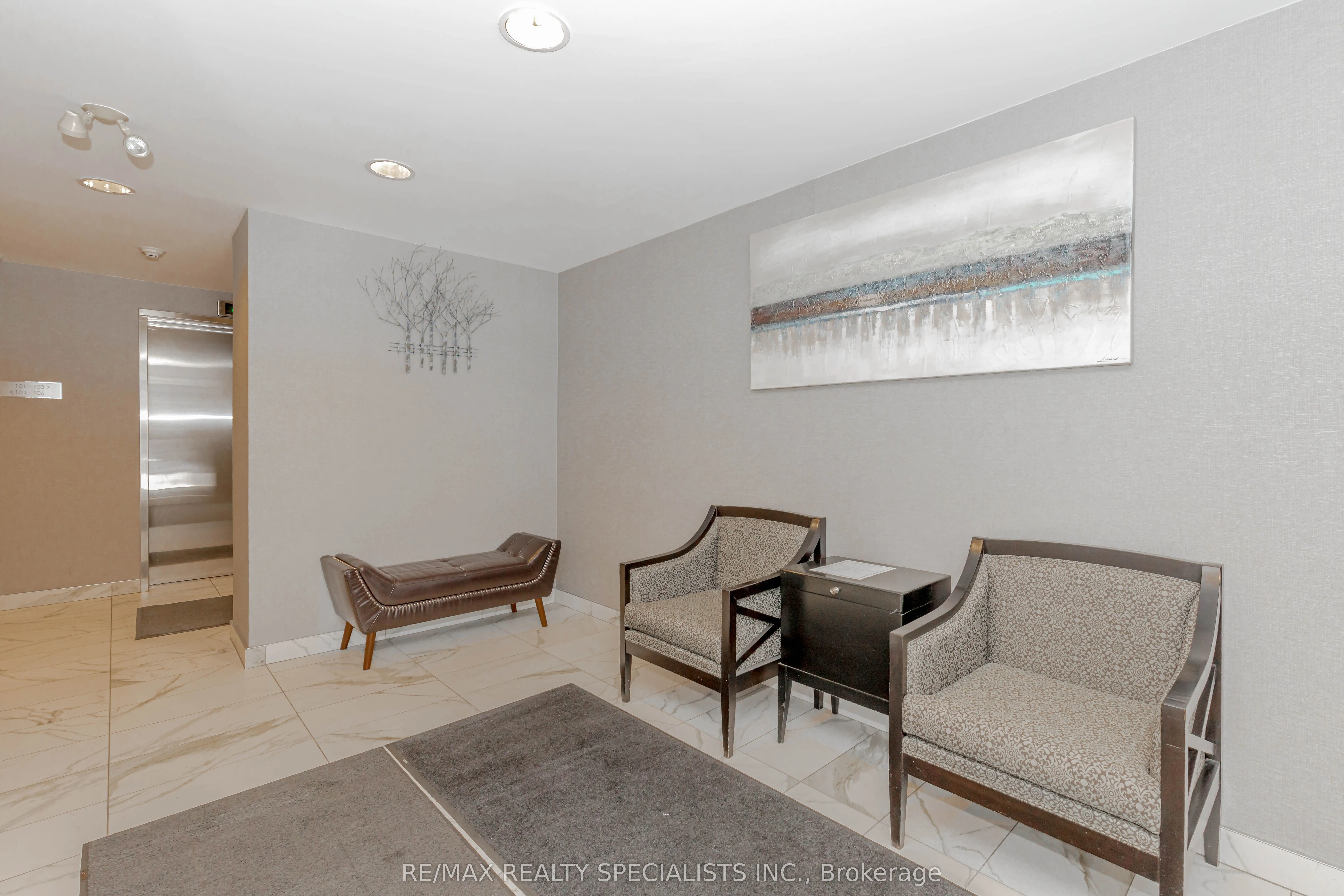32 Tannery Street, #401