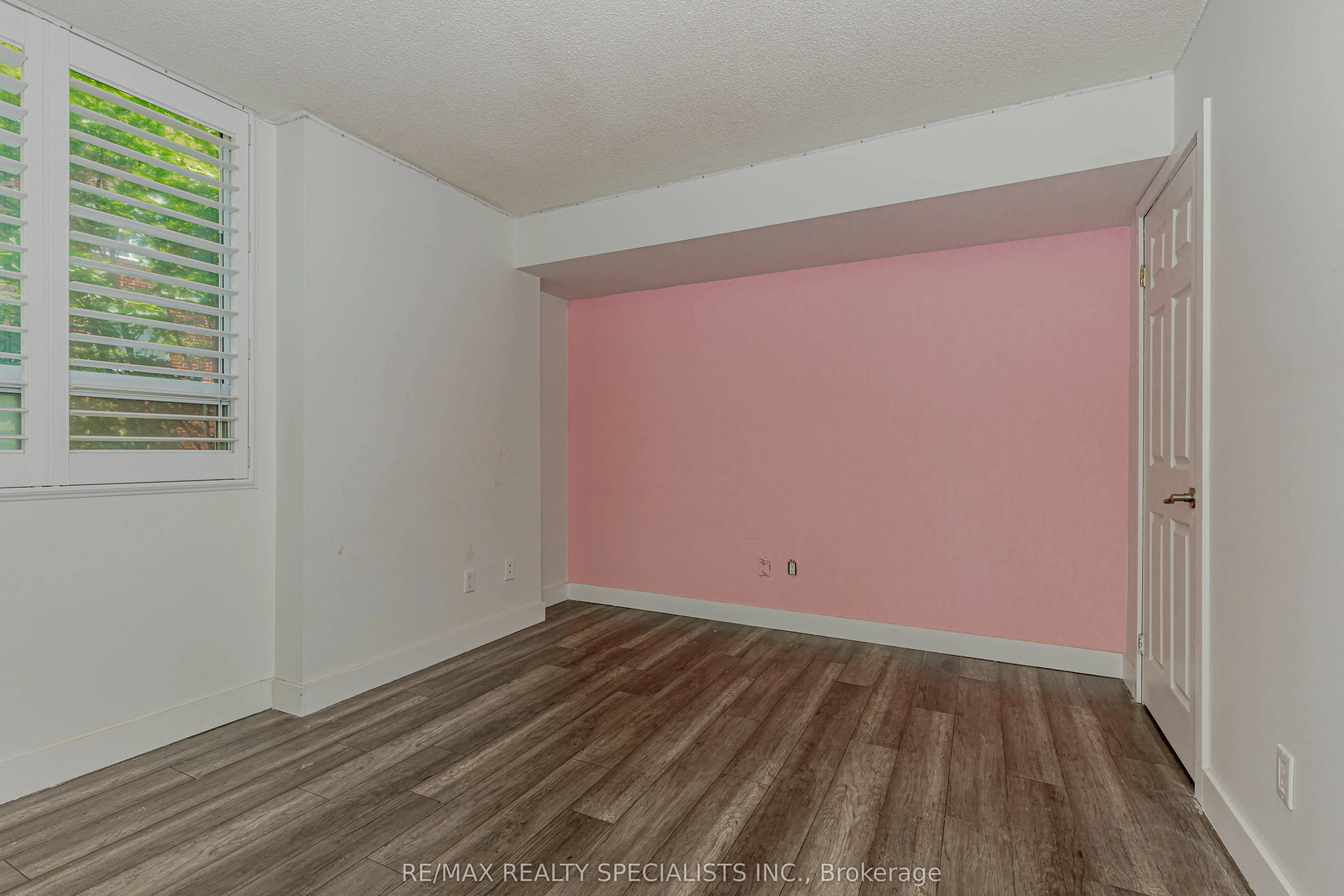 32 Tannery Street, #401