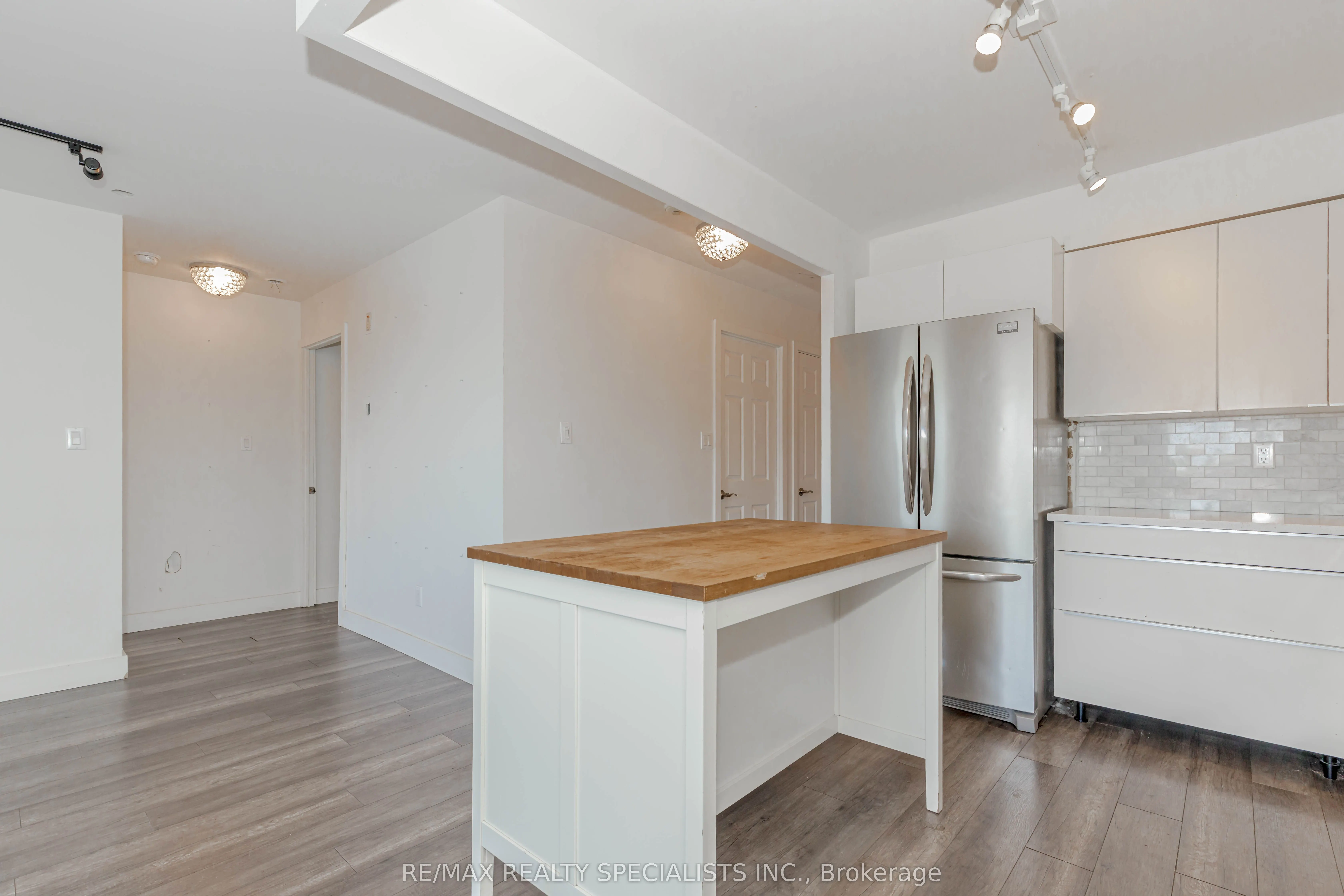32 Tannery Street, #401