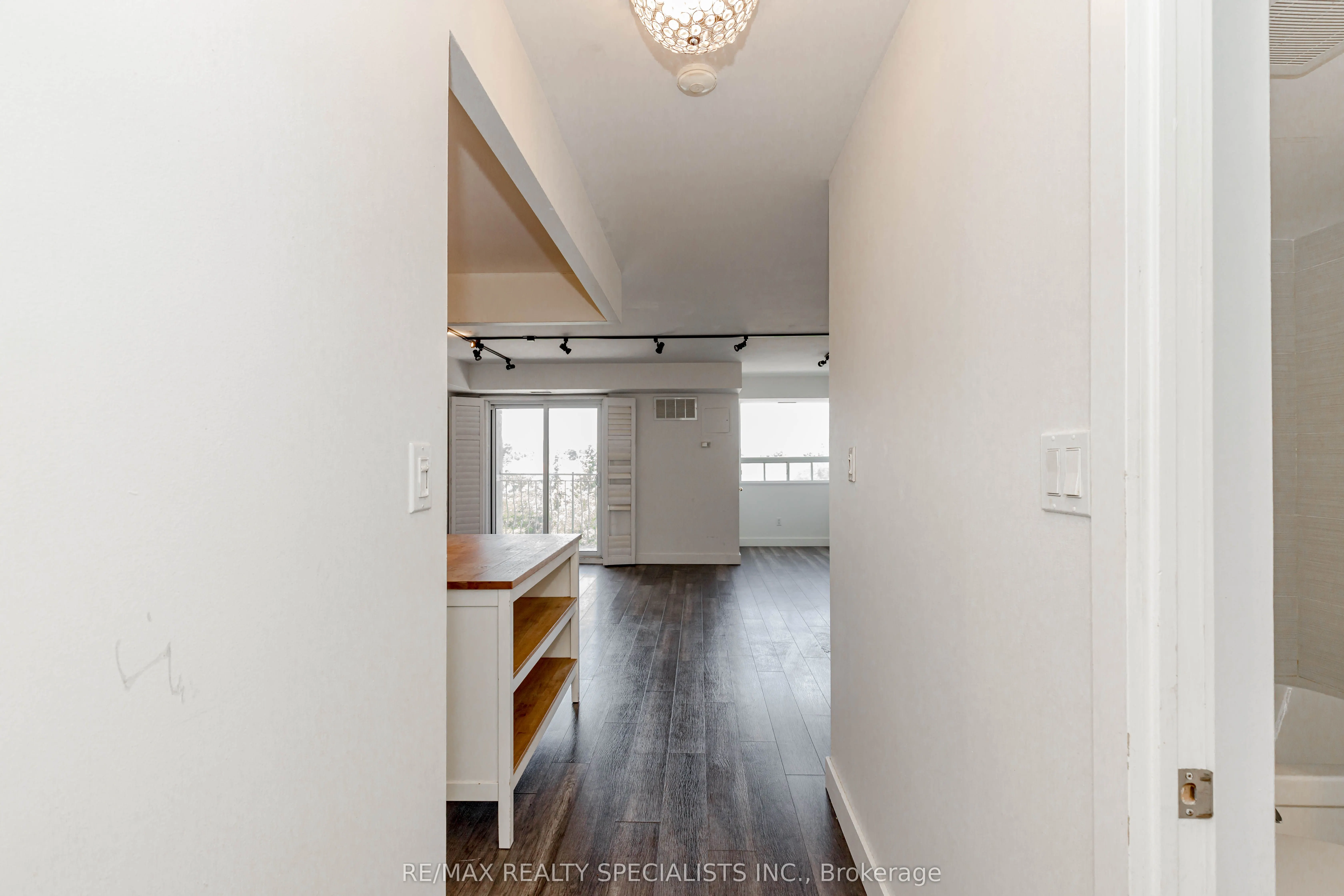 32 Tannery Street, #401