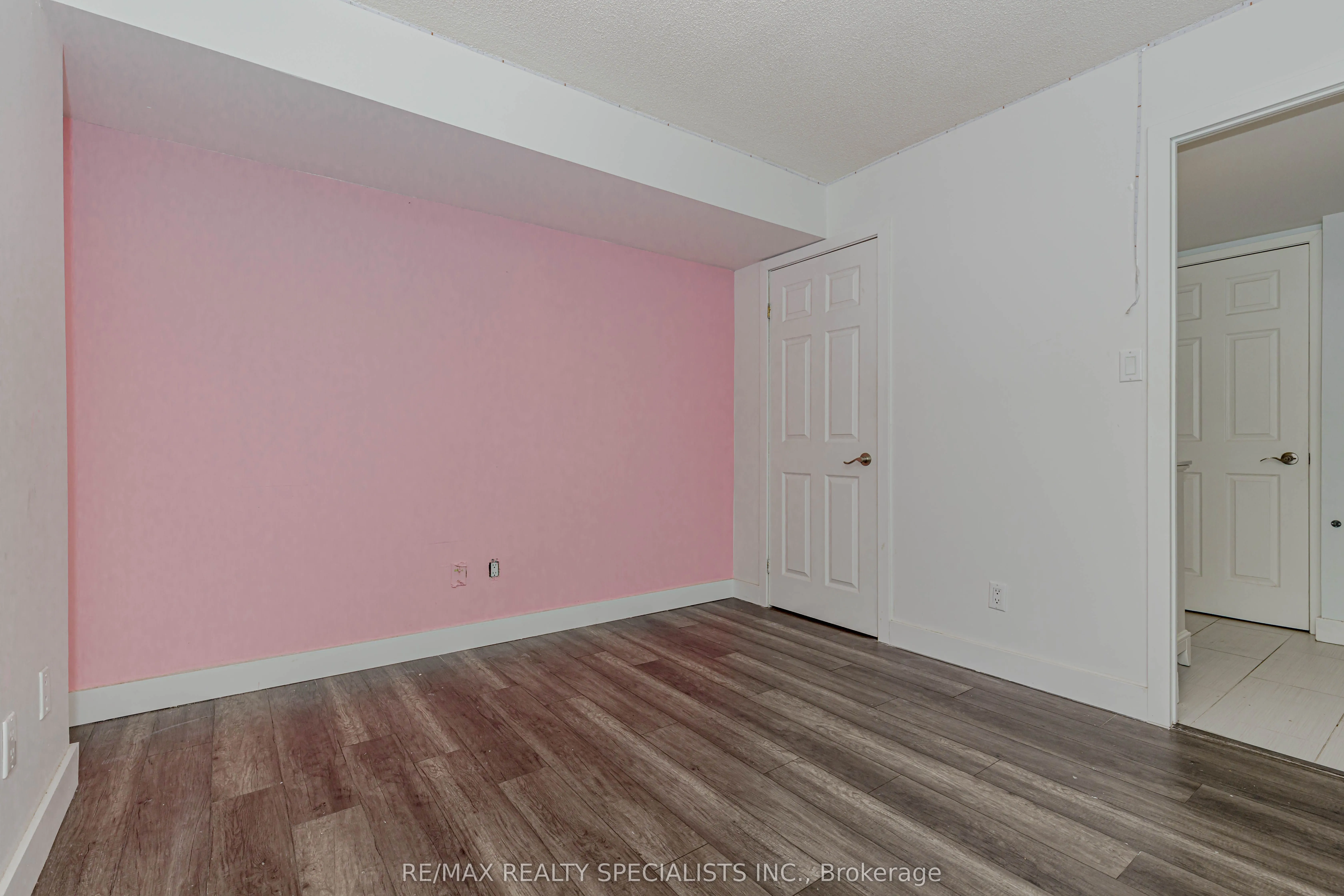 32 Tannery Street, #401