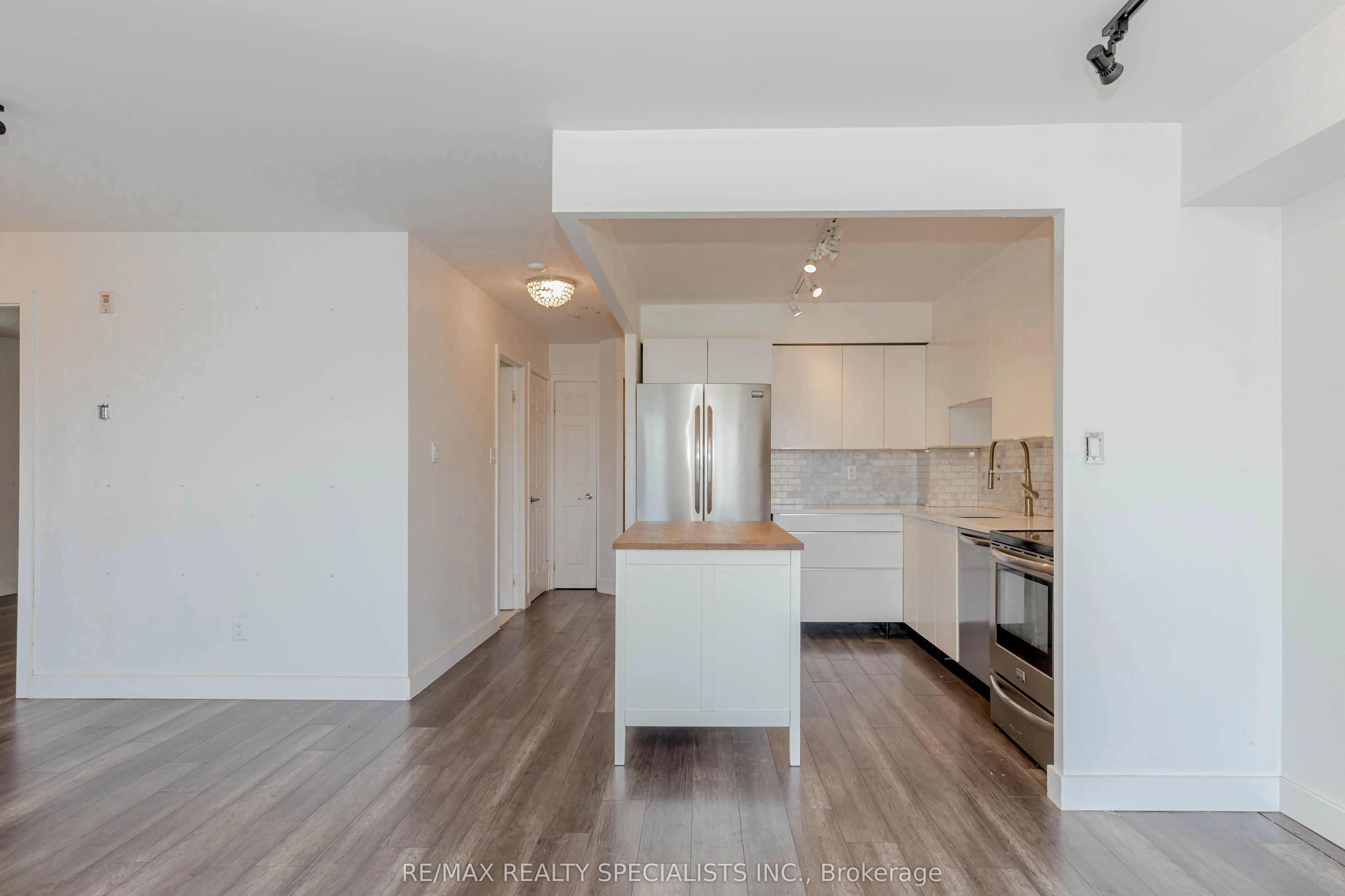 32 Tannery Street, #401