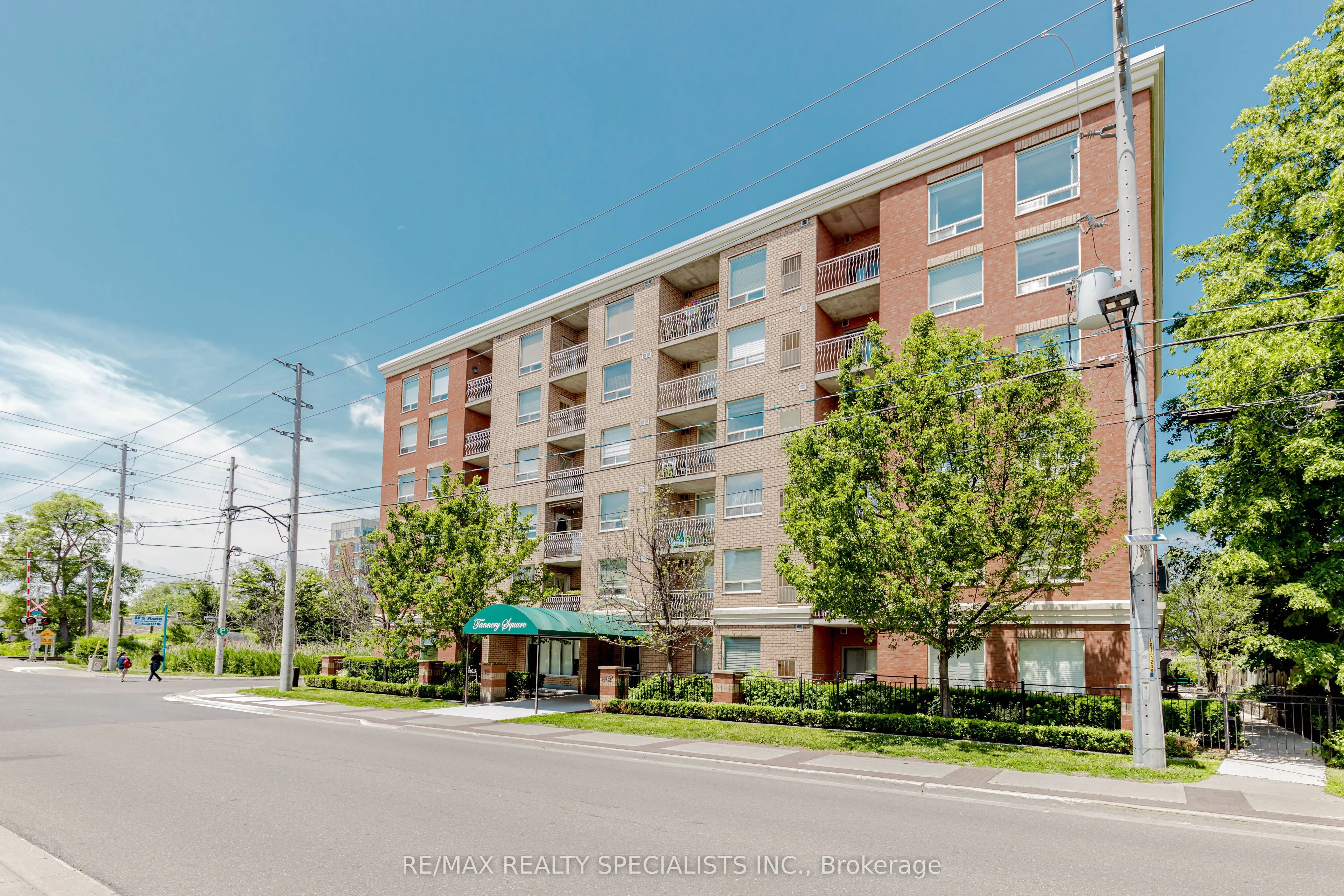 32 Tannery Street, #401