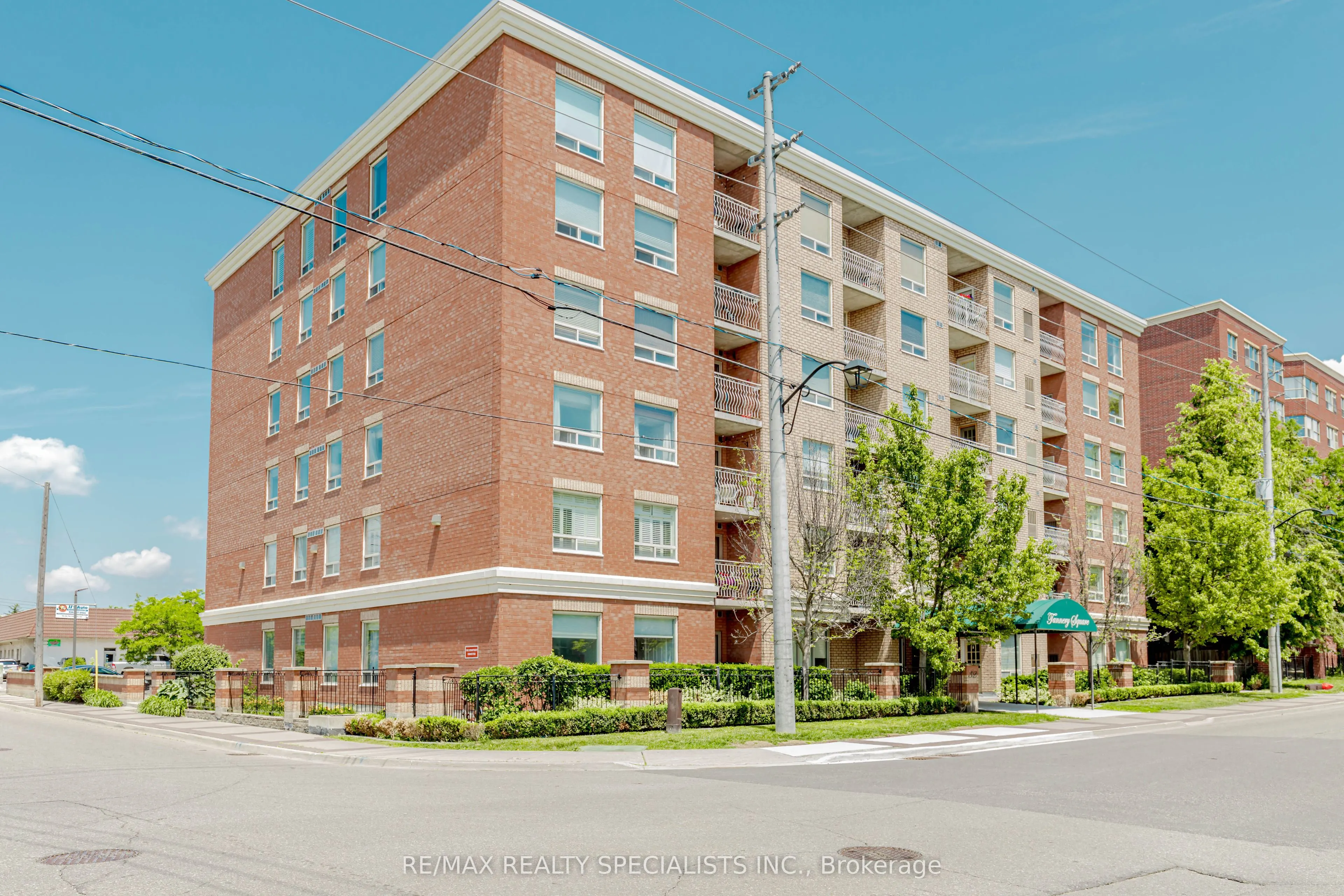 32 Tannery Street, #401