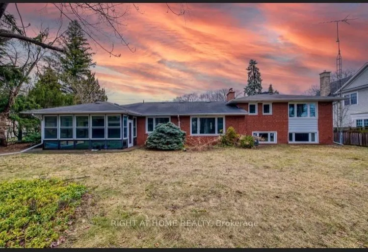 272 PINEHURST Drive