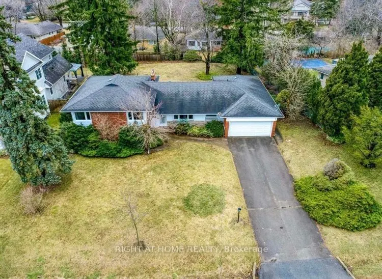 272 PINEHURST Drive