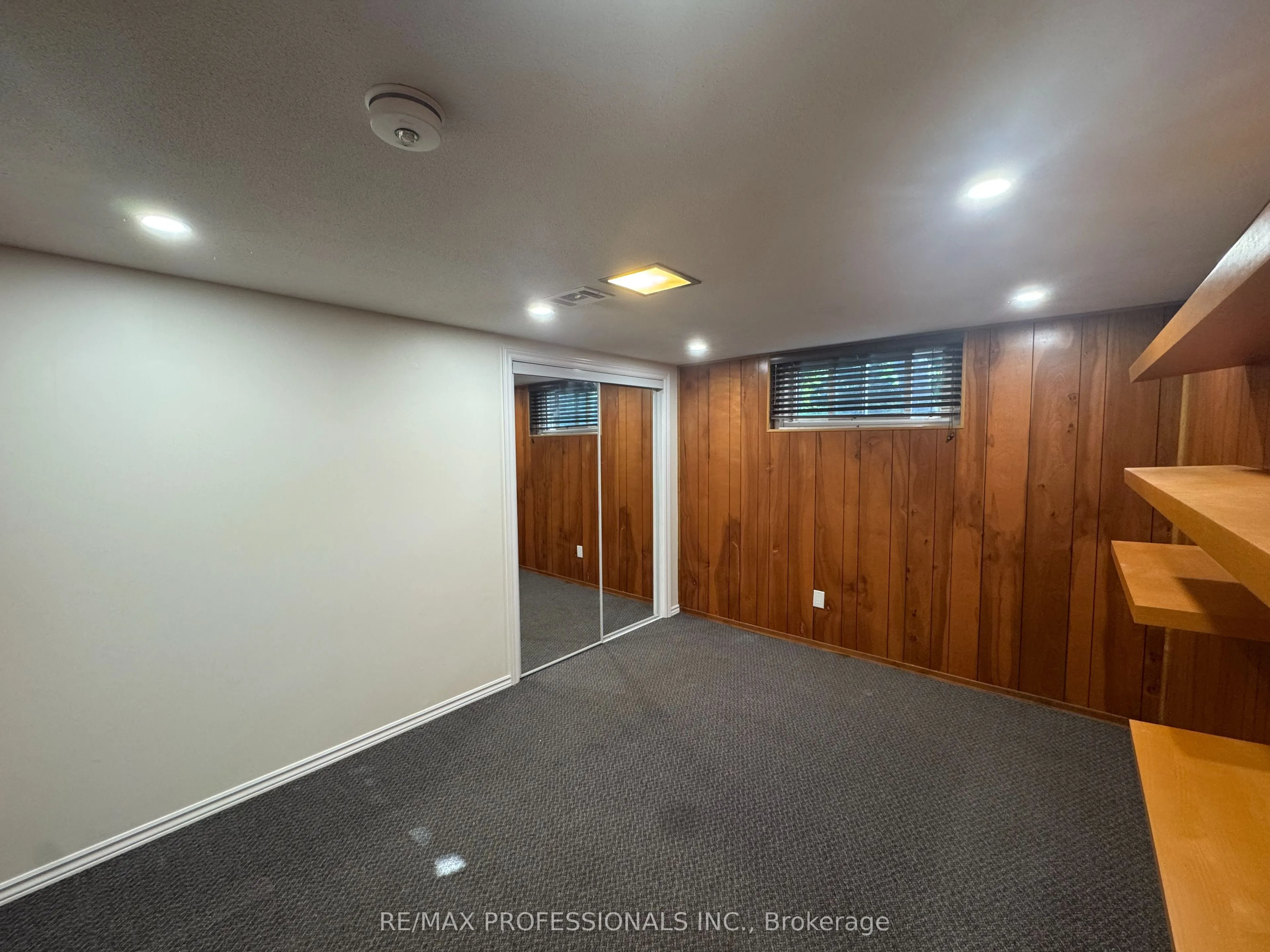 102 Paulart Drive