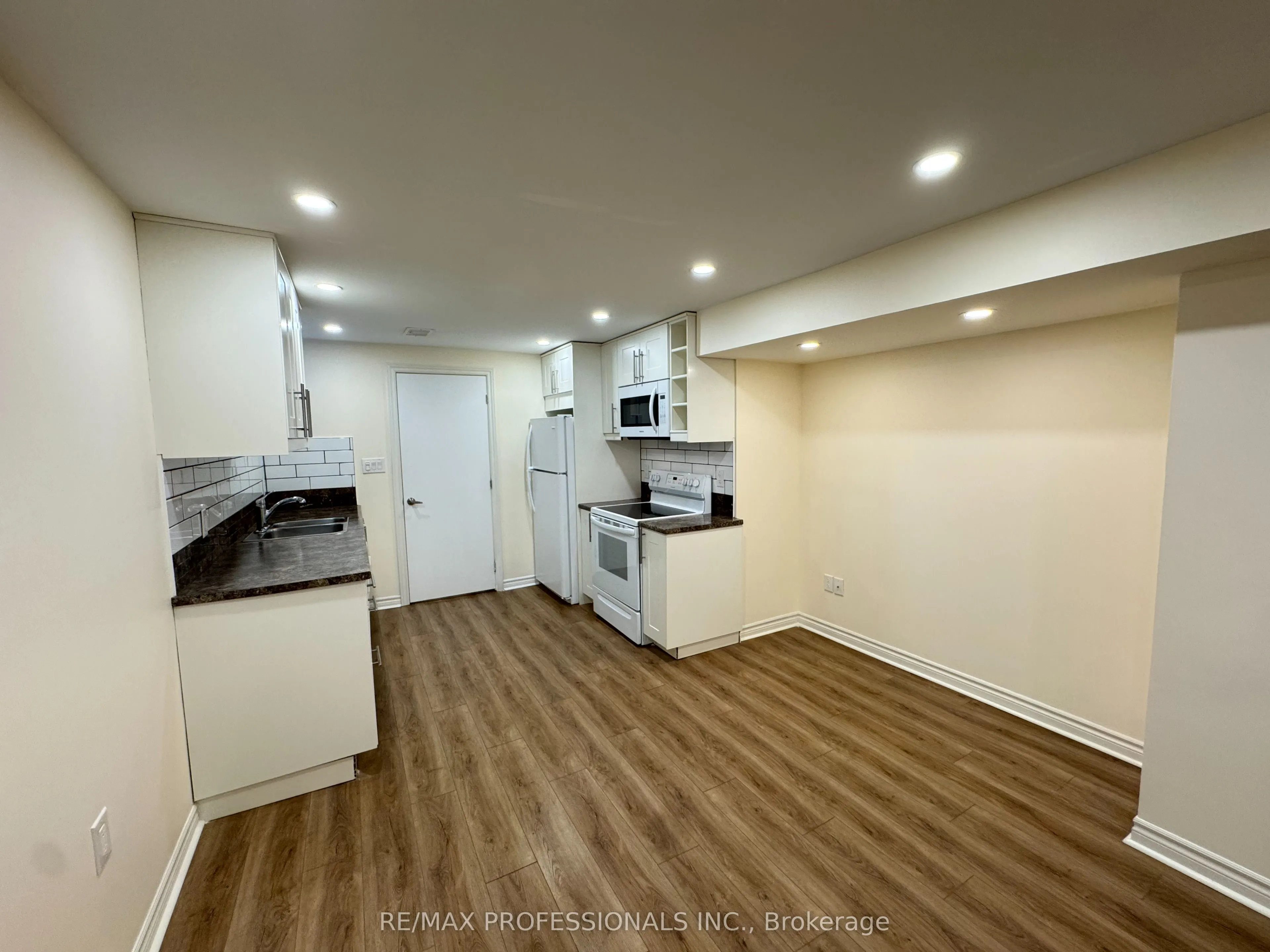 102 Paulart Drive