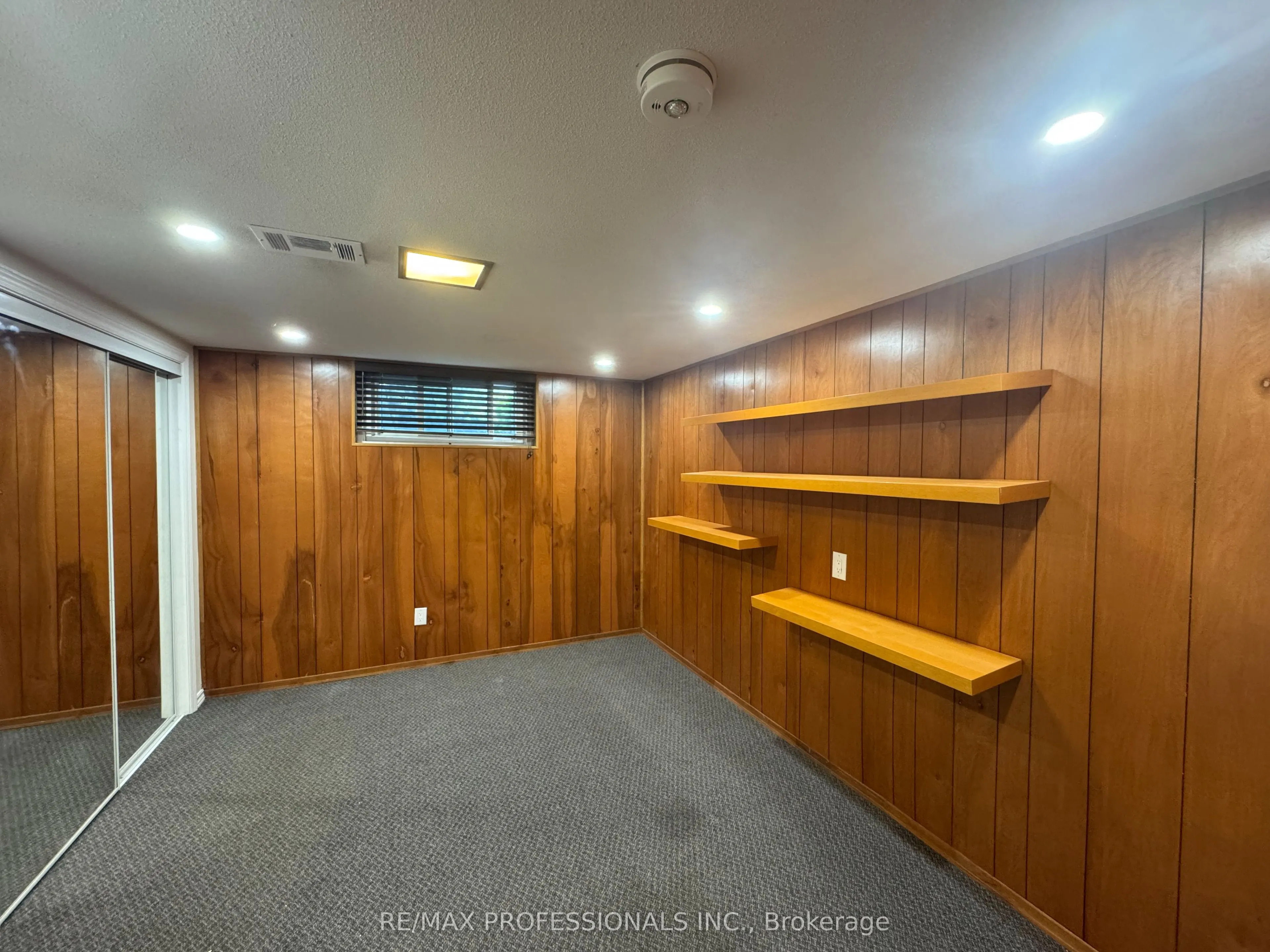 102 Paulart Drive