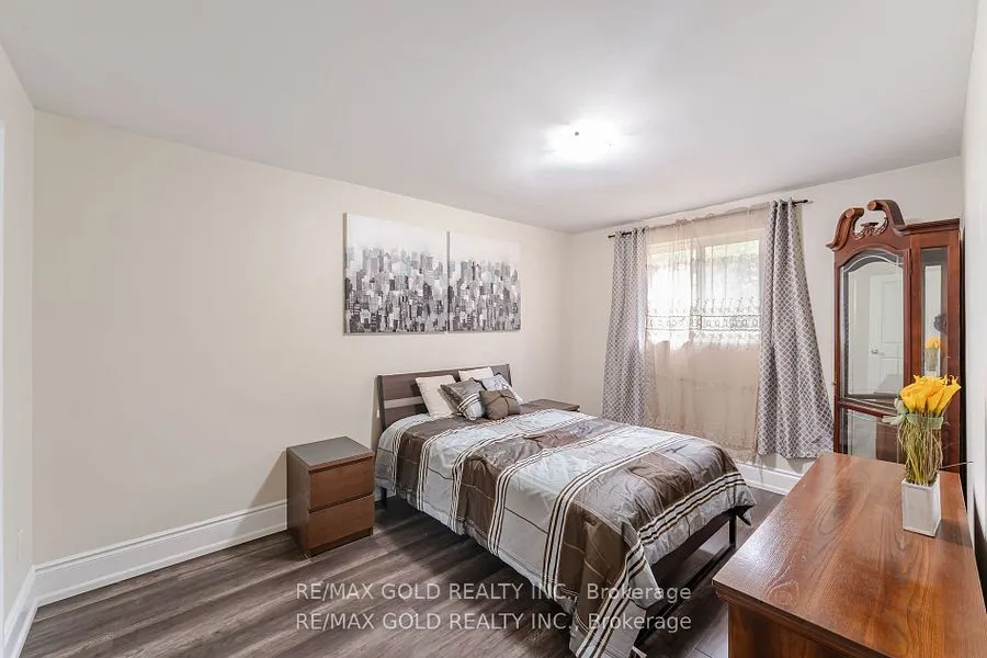 774 EAGLEMOUNT Crescent