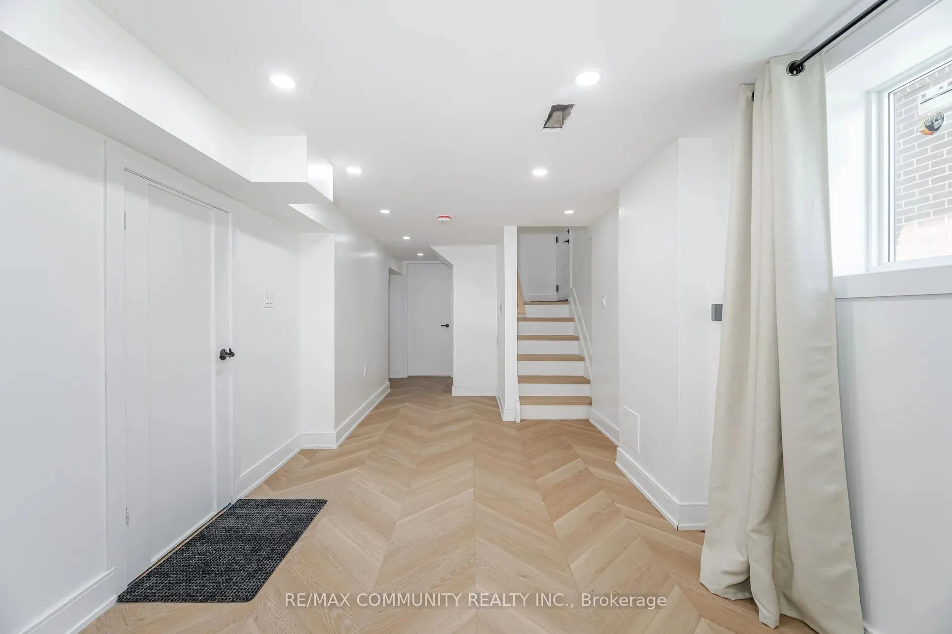 92 Archibald Street