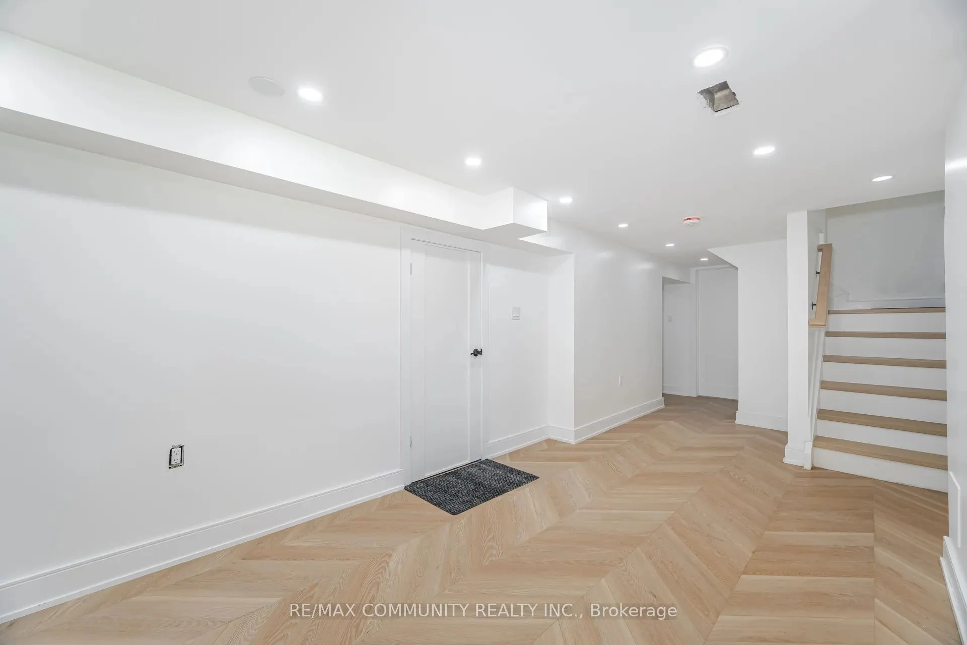 92 Archibald Street