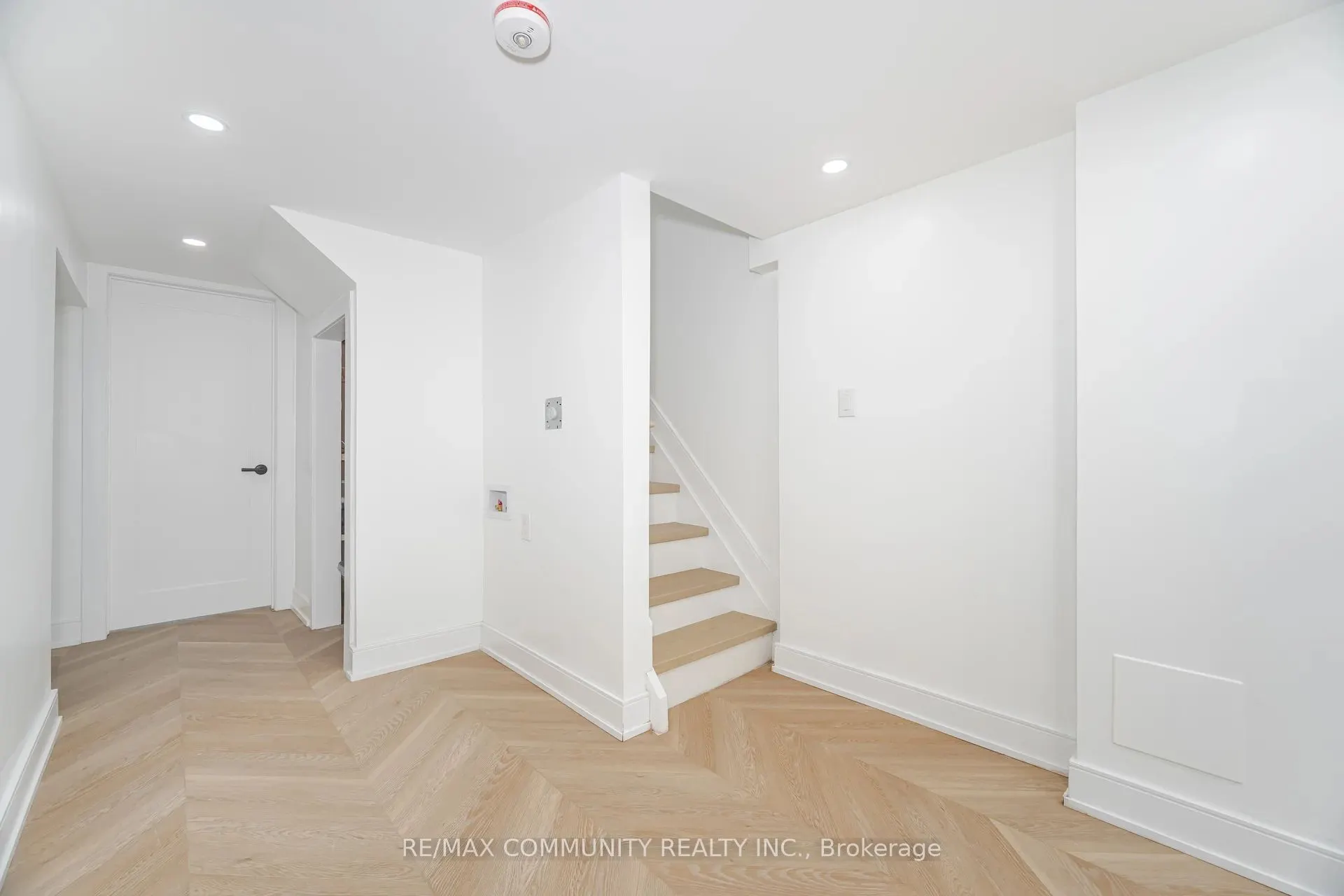 92 Archibald Street