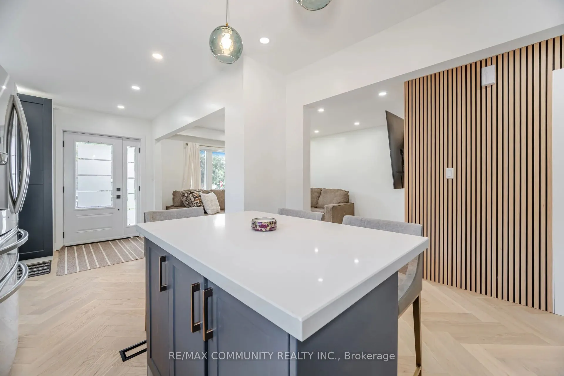 92 Archibald Street