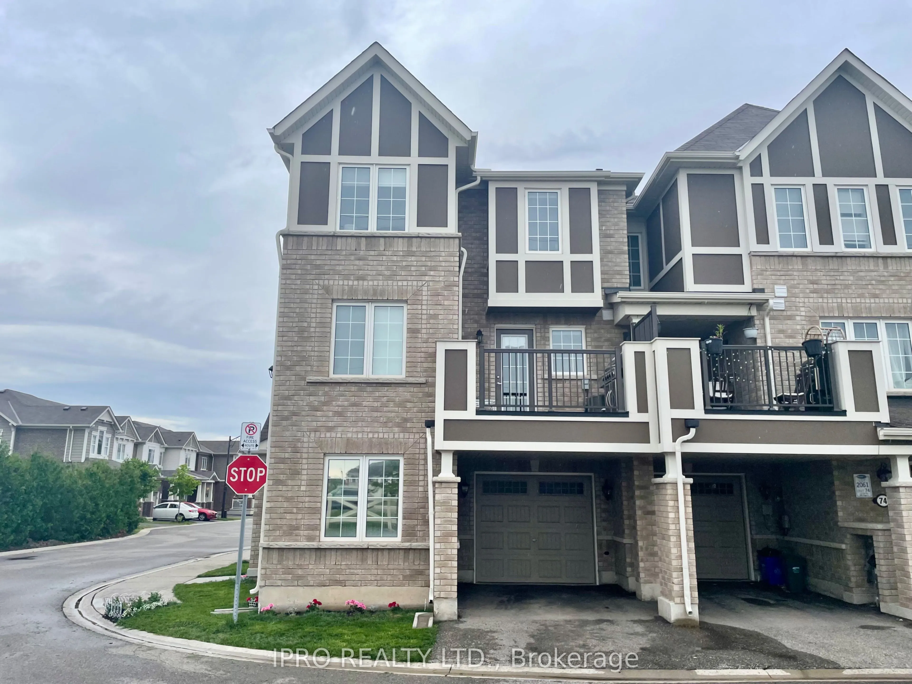 1222 Rose Way, #73