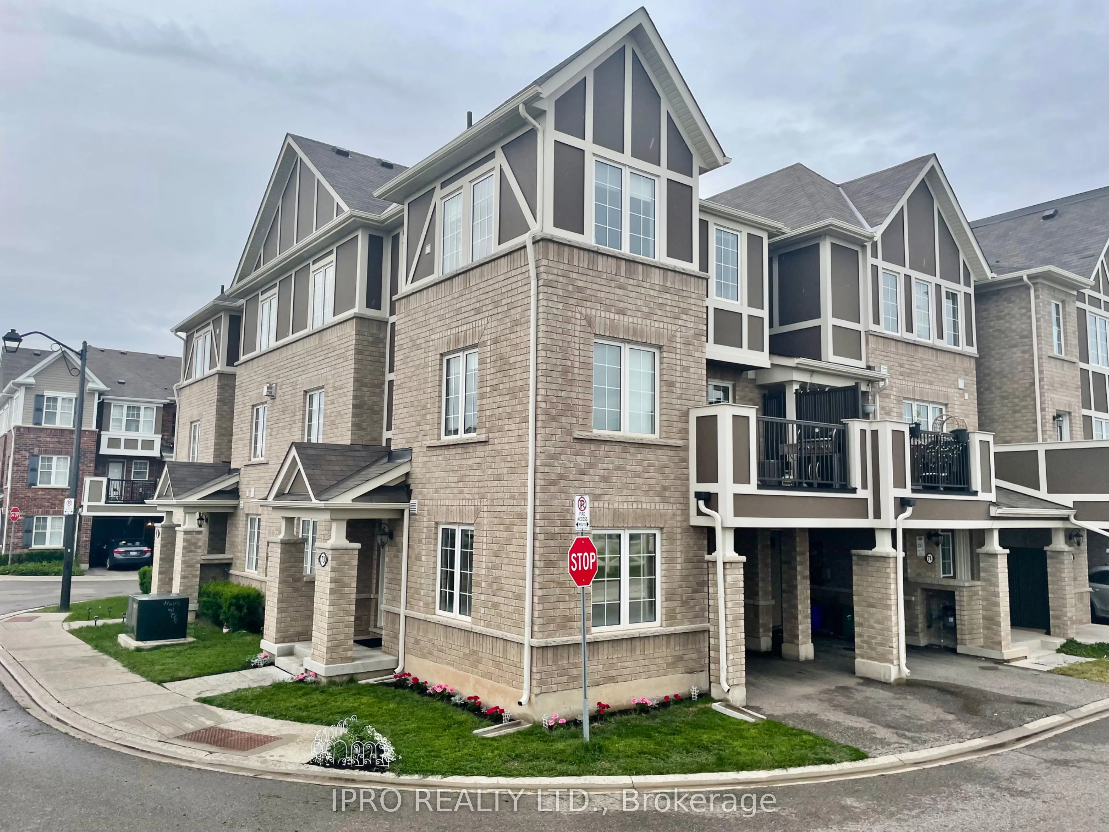 1222 Rose Way, #73