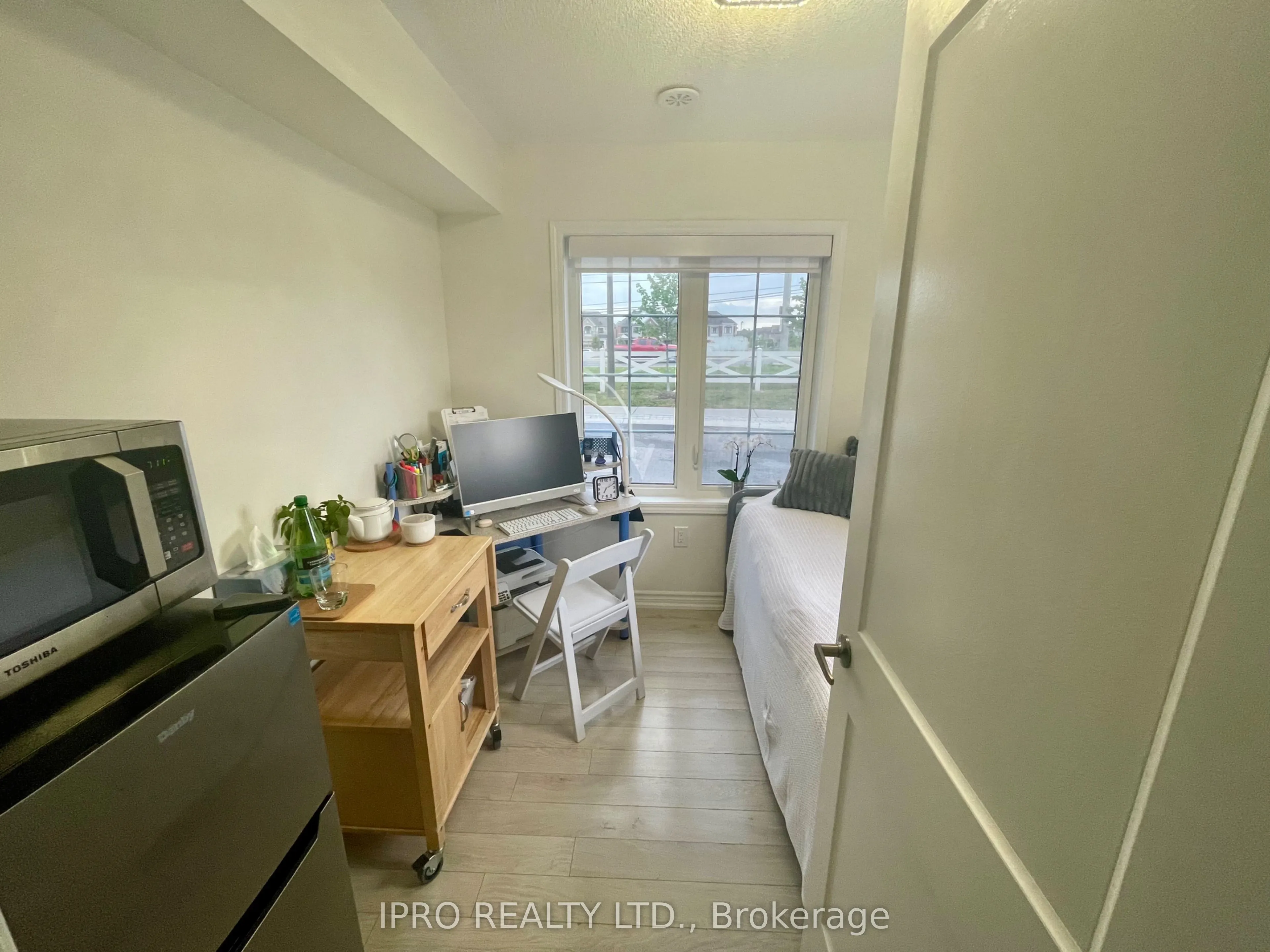 1222 Rose Way, #73