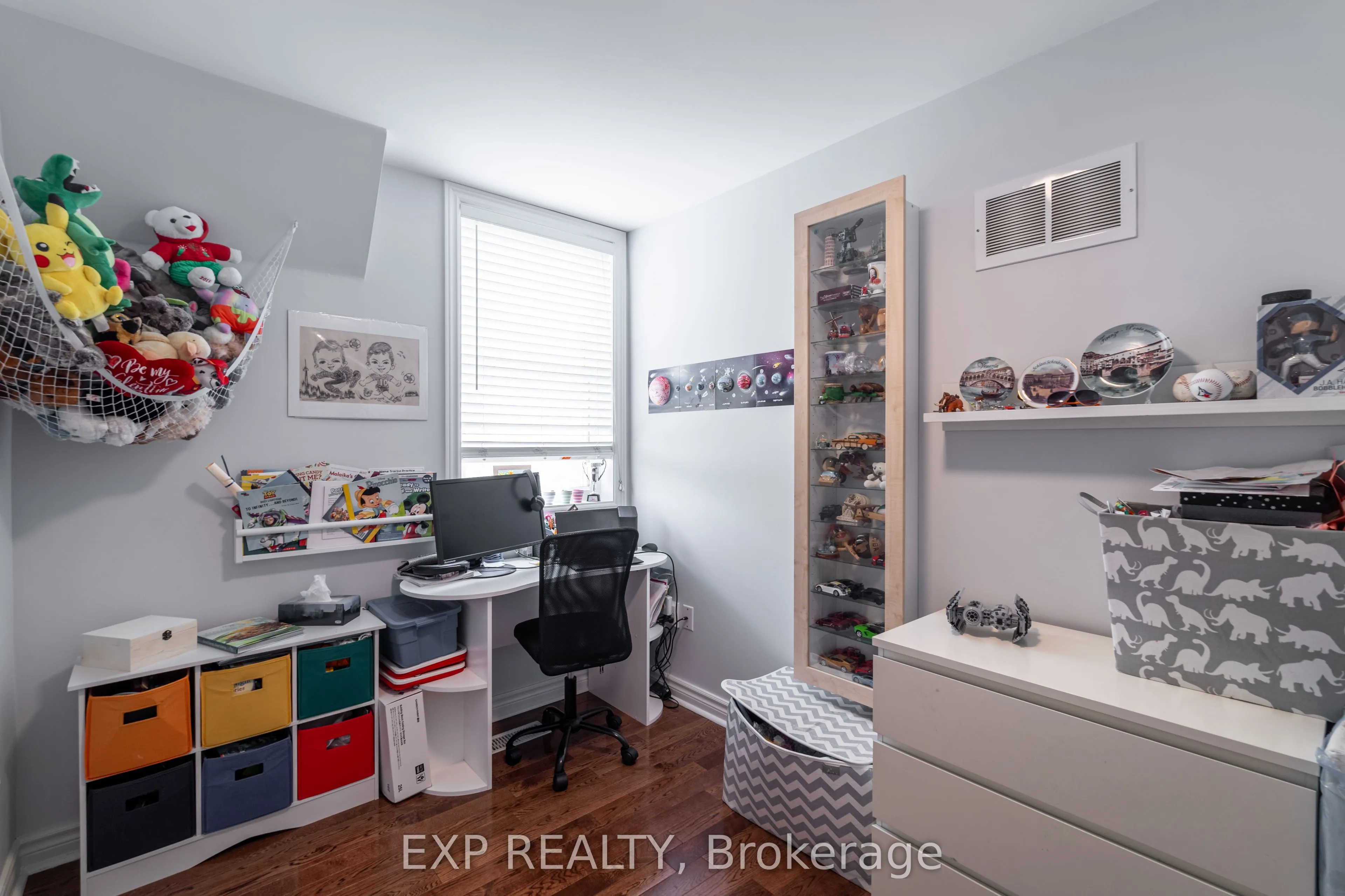 760 Lawrence Avenue W, #TH 221